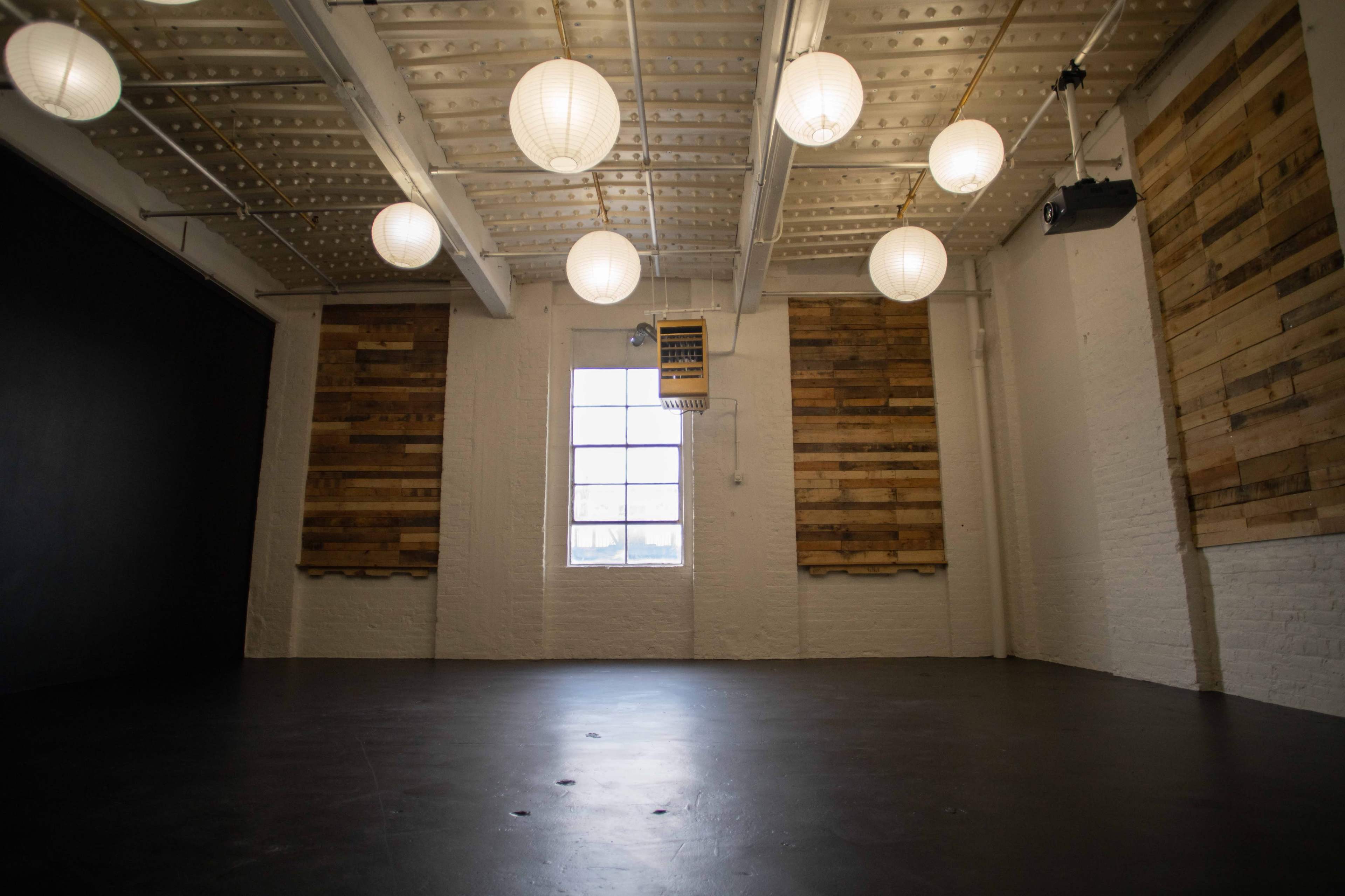 Blackbox Industrial Photo/Video Studio Image in The Heights, Jersey City, NJ