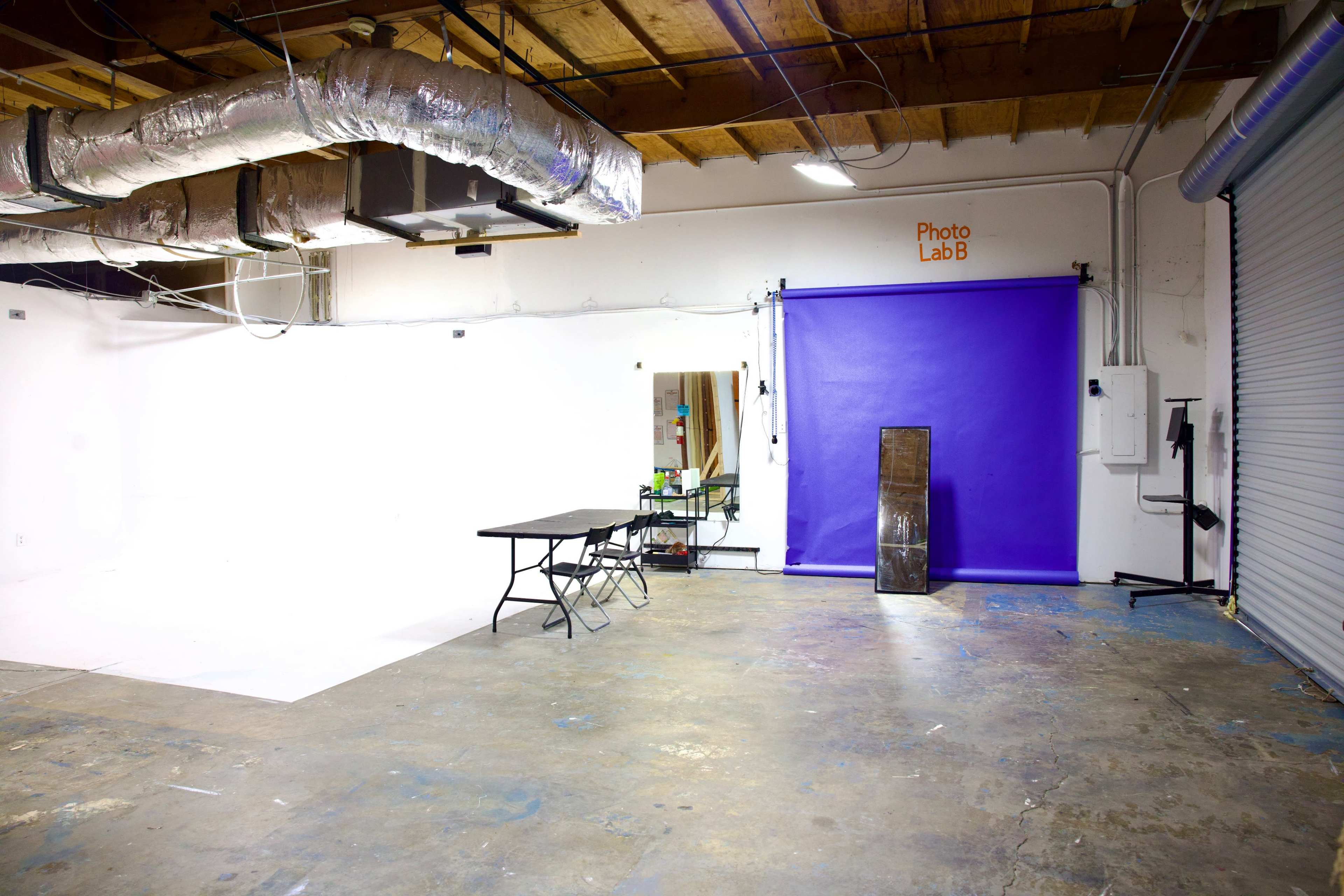 CREATIVE HAVEN: 5 DIFFERENT SETS INCLUDING CYC WALL, RAIN/WATER SET & PRIVATE SUITE IN NORTH ATL Image in Doraville, Doraville, GA