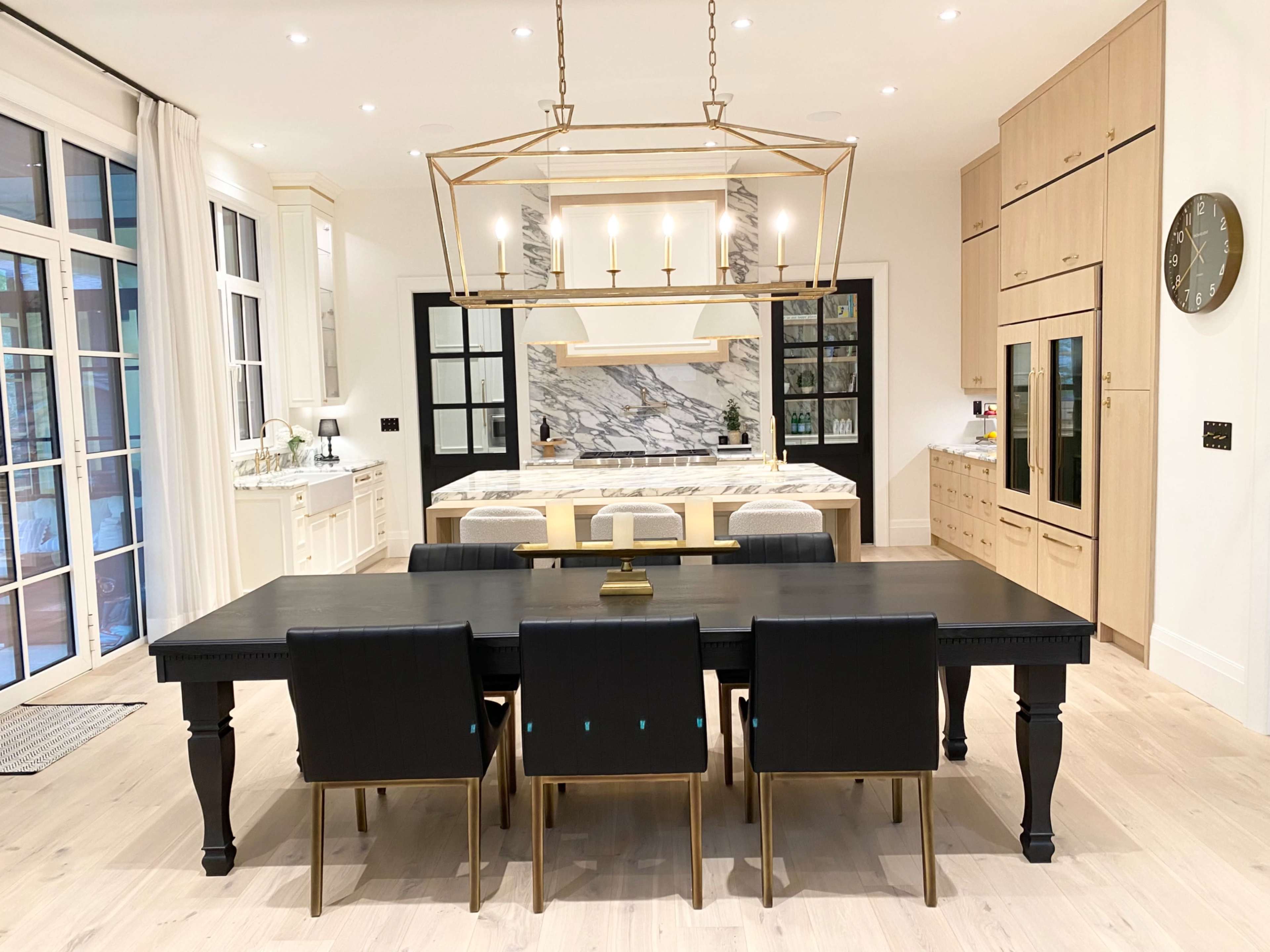 Modern Meets Victorian Home in Olde Oakville Image in Oakville, Oakville, ON
