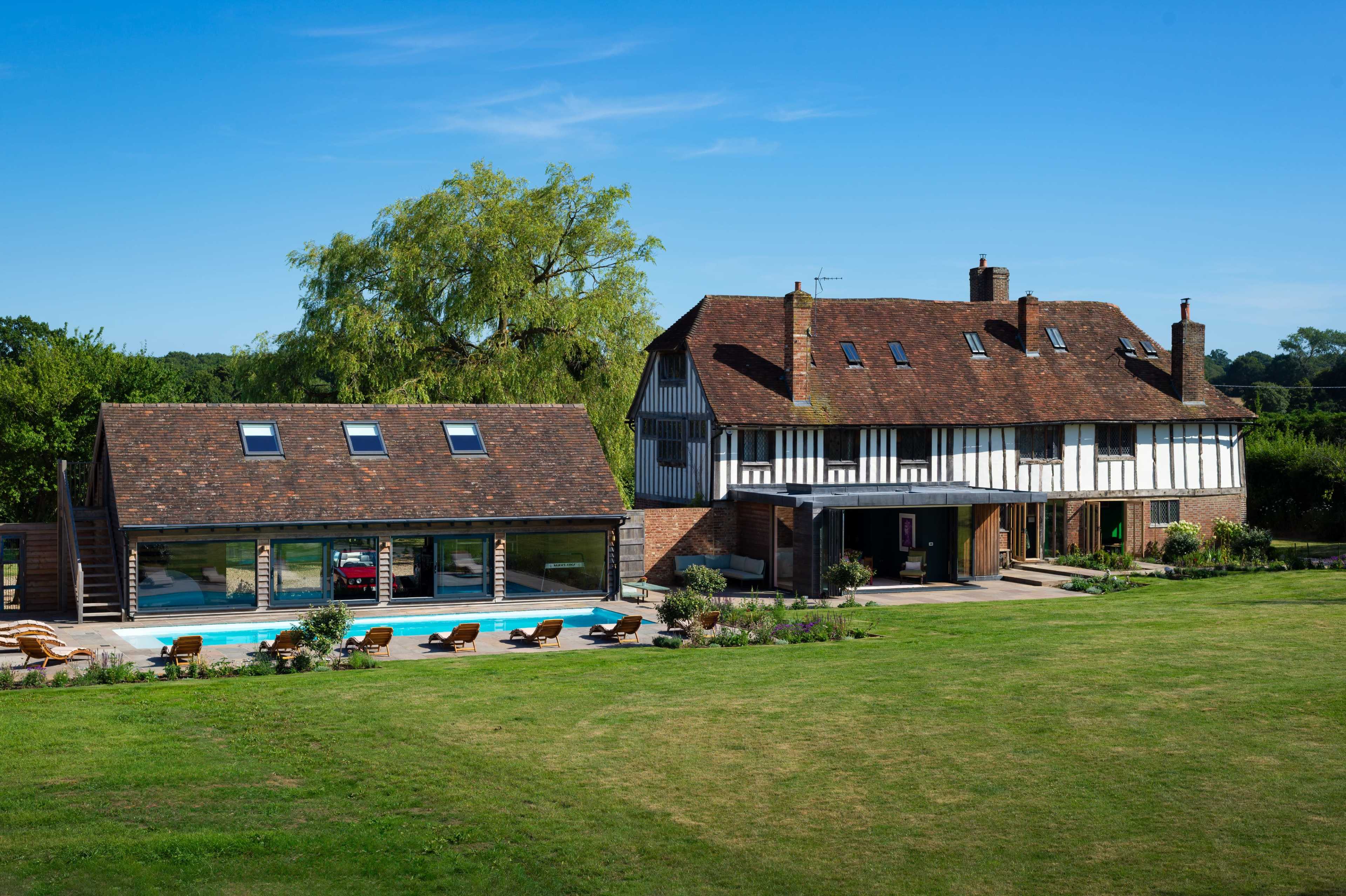 Tudor Manor House with 28 acres of private land, swim pool complex and shoot and stay Image in Biddenden, Biddenden, ENG