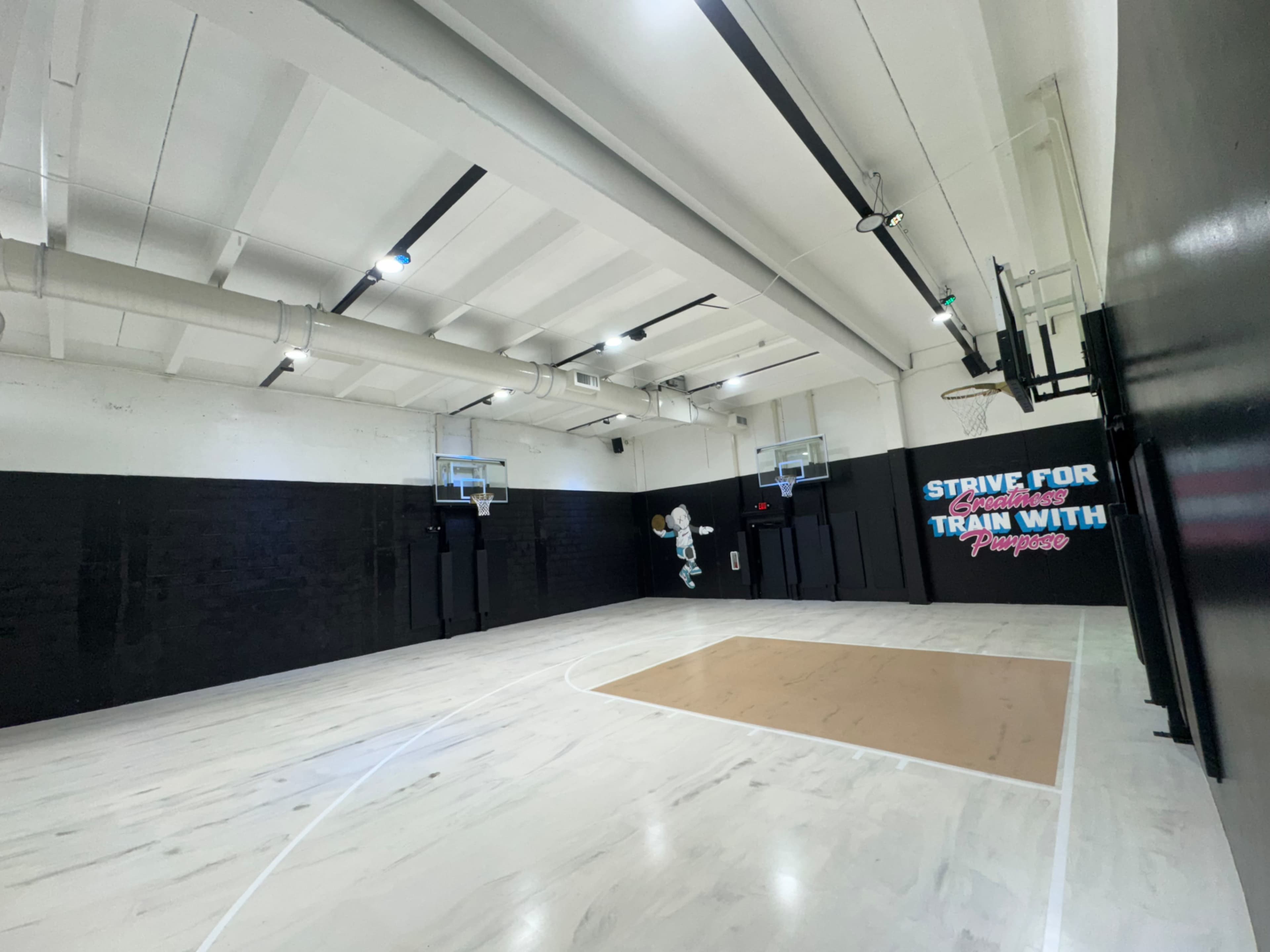 Miami Basketball Court 🏀 Image in , Miami, FL