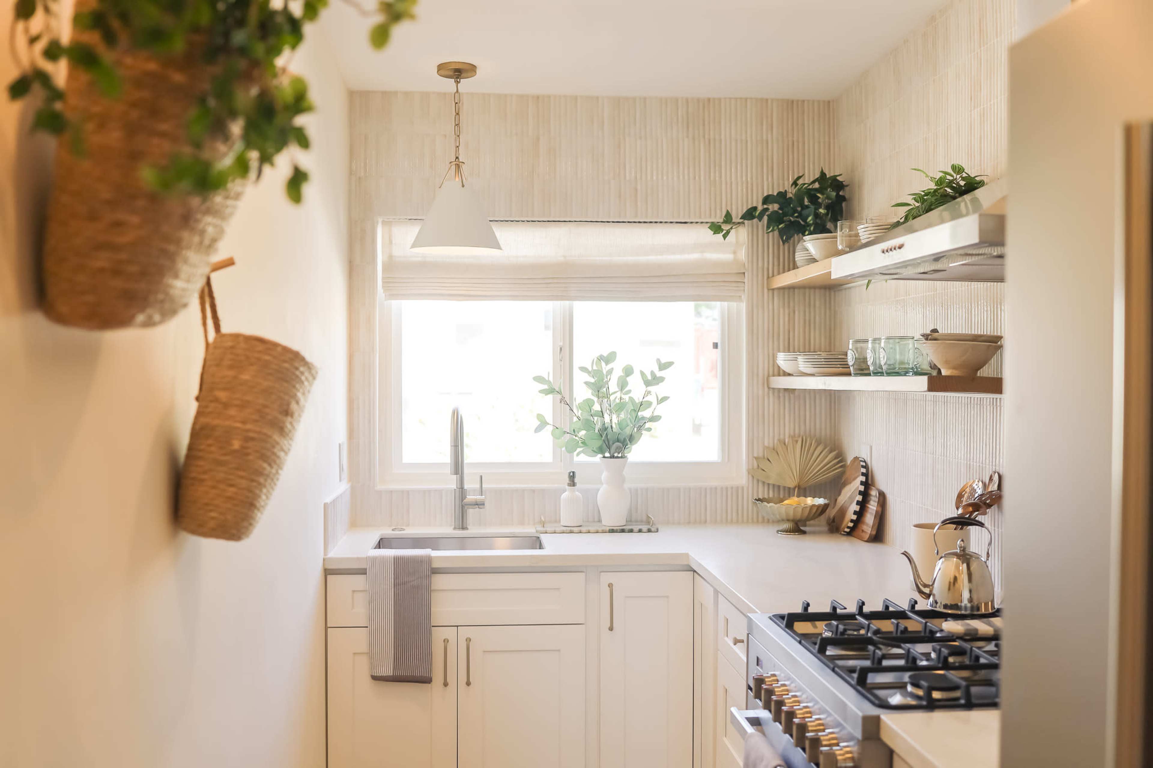 Sun-Soaked Designer Apartment with Ocean Views – Perfect for Shoots Image in Townsite, Oceanside, CA