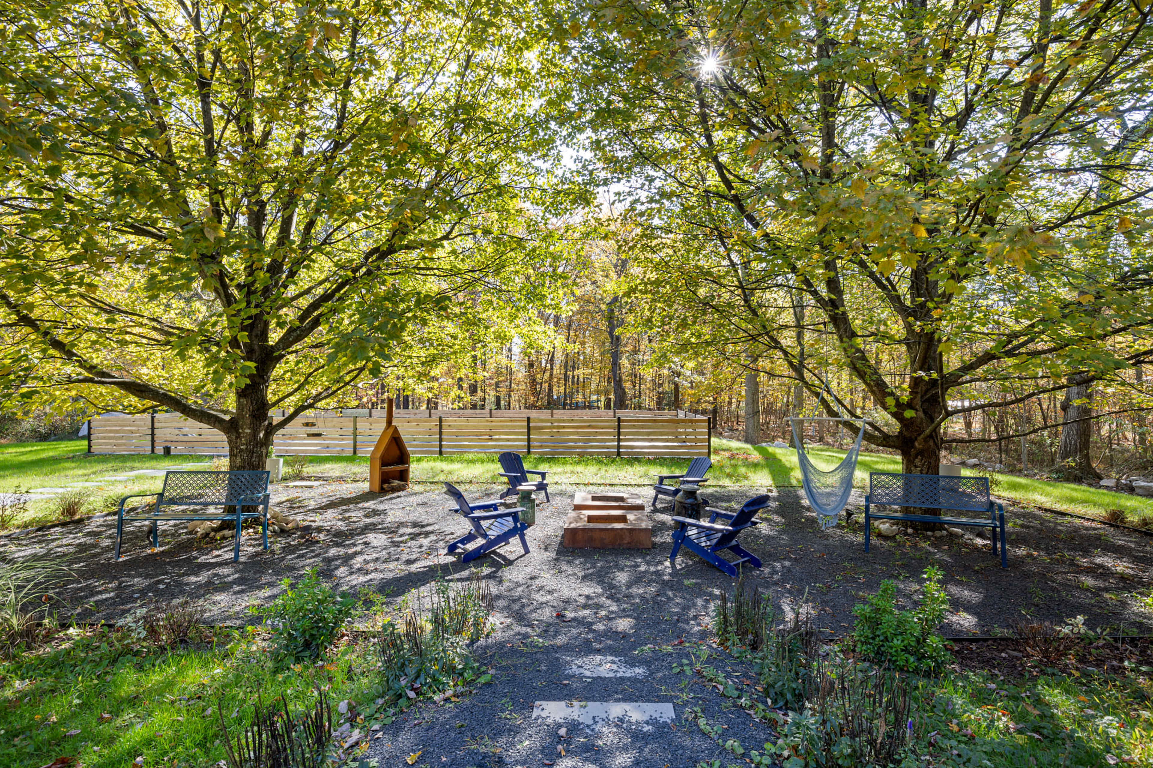 Modern Eclectic Home with Designer Interiors Image in Gardiner, Gardiner, NY