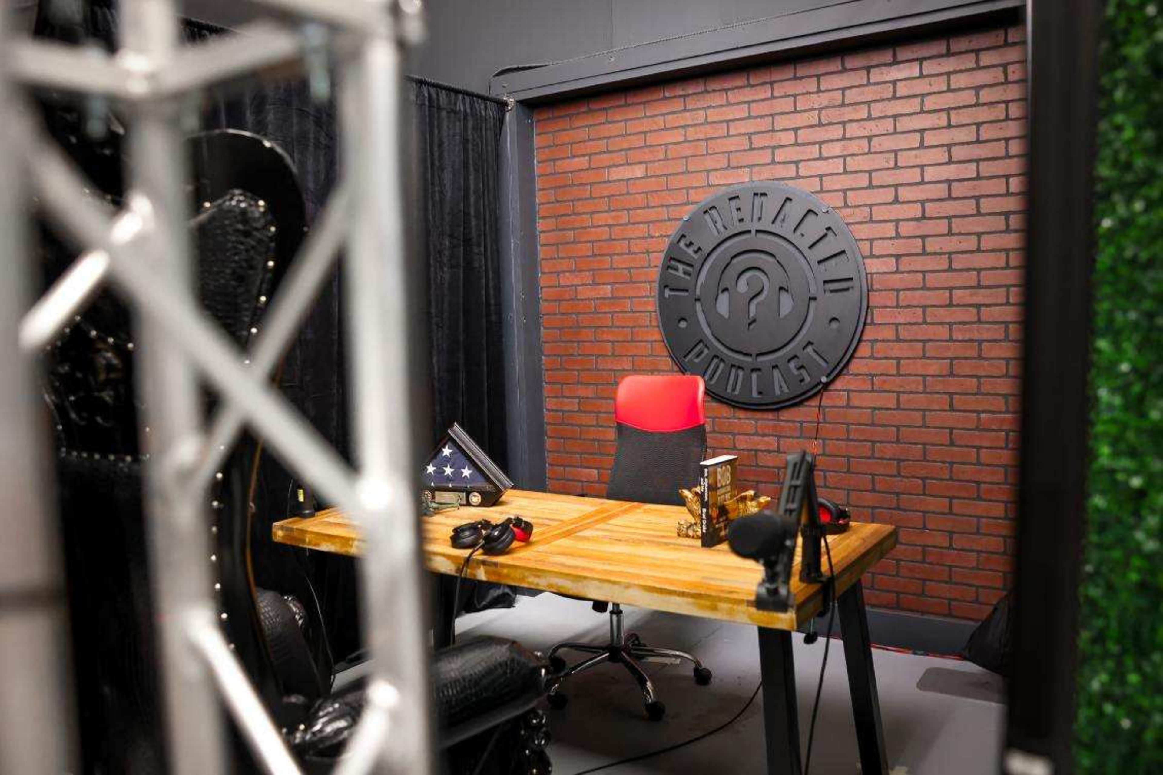 Urban Warehouse/Photo/Video/Recording Studio Image in Fruitville, Sarasota, FL
