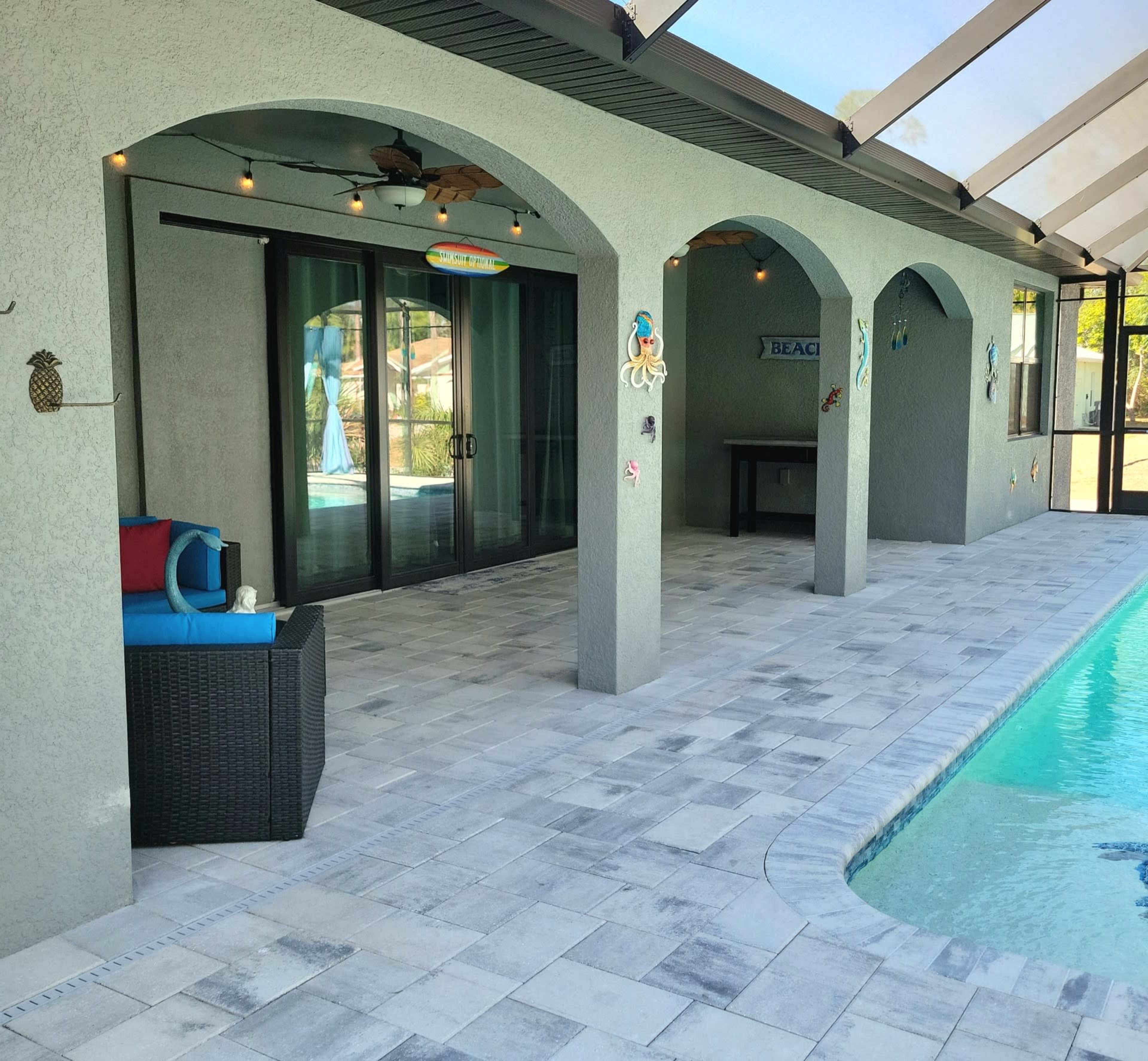 Private Screened Poolside Patio for Photos & Video Shoots Image in North Port, North Port, FL