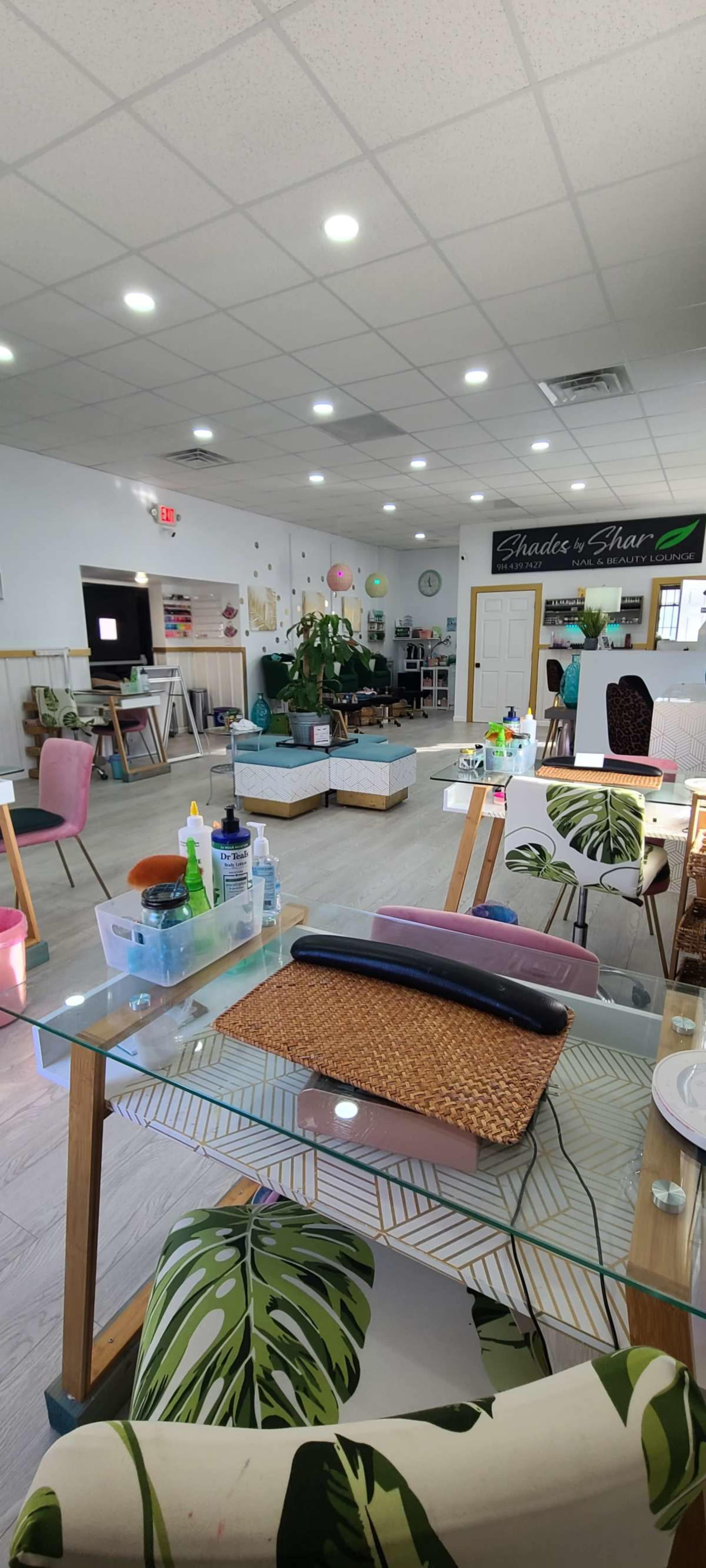 Bright & Fun Chic Nail Lounge/Private Event Space Image in North Side, Mount Vernon, NY