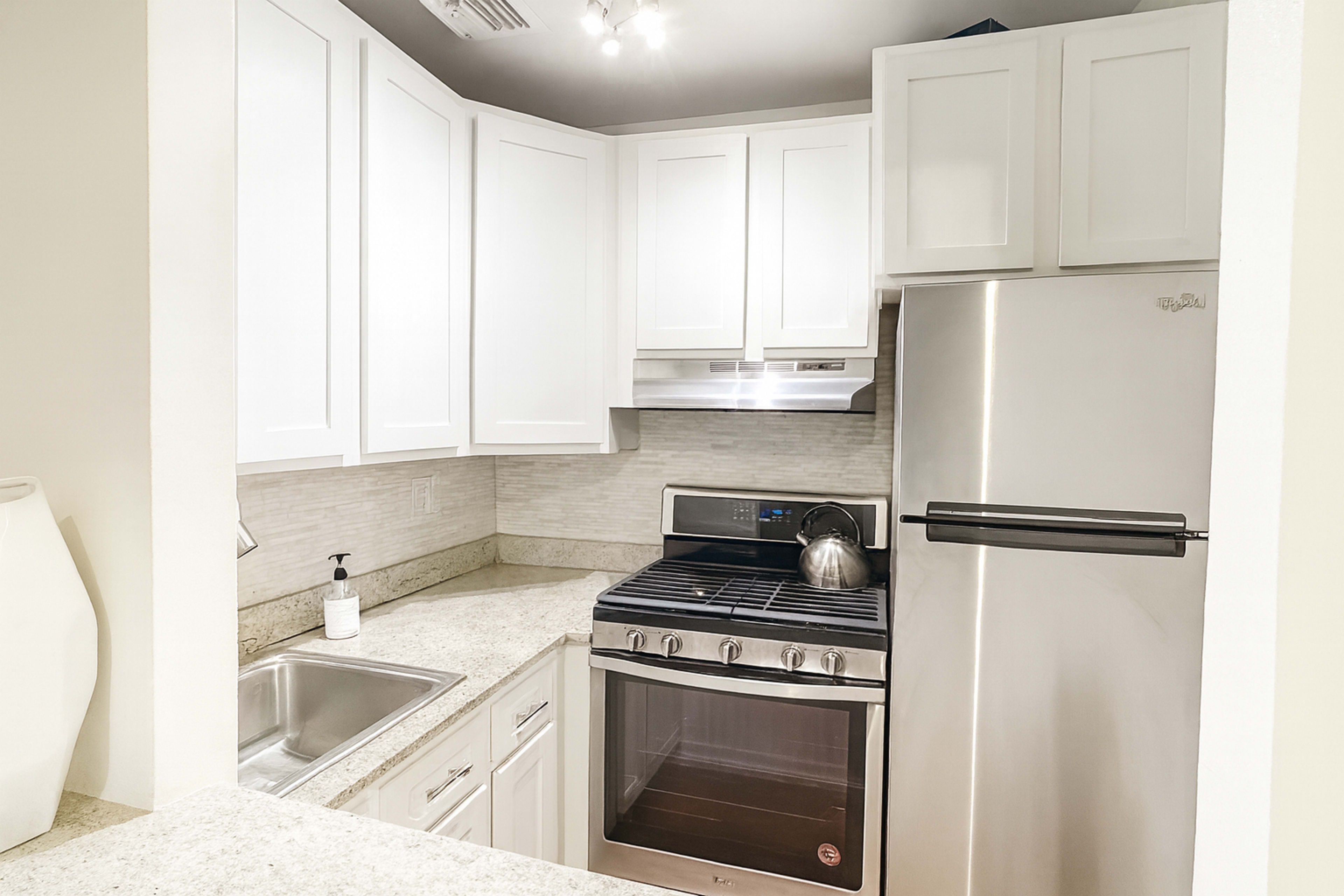 Modern Harlem Hideaway Apartment with Warm Lighting and Artistic Touches Image in West Harlem, New York, NY