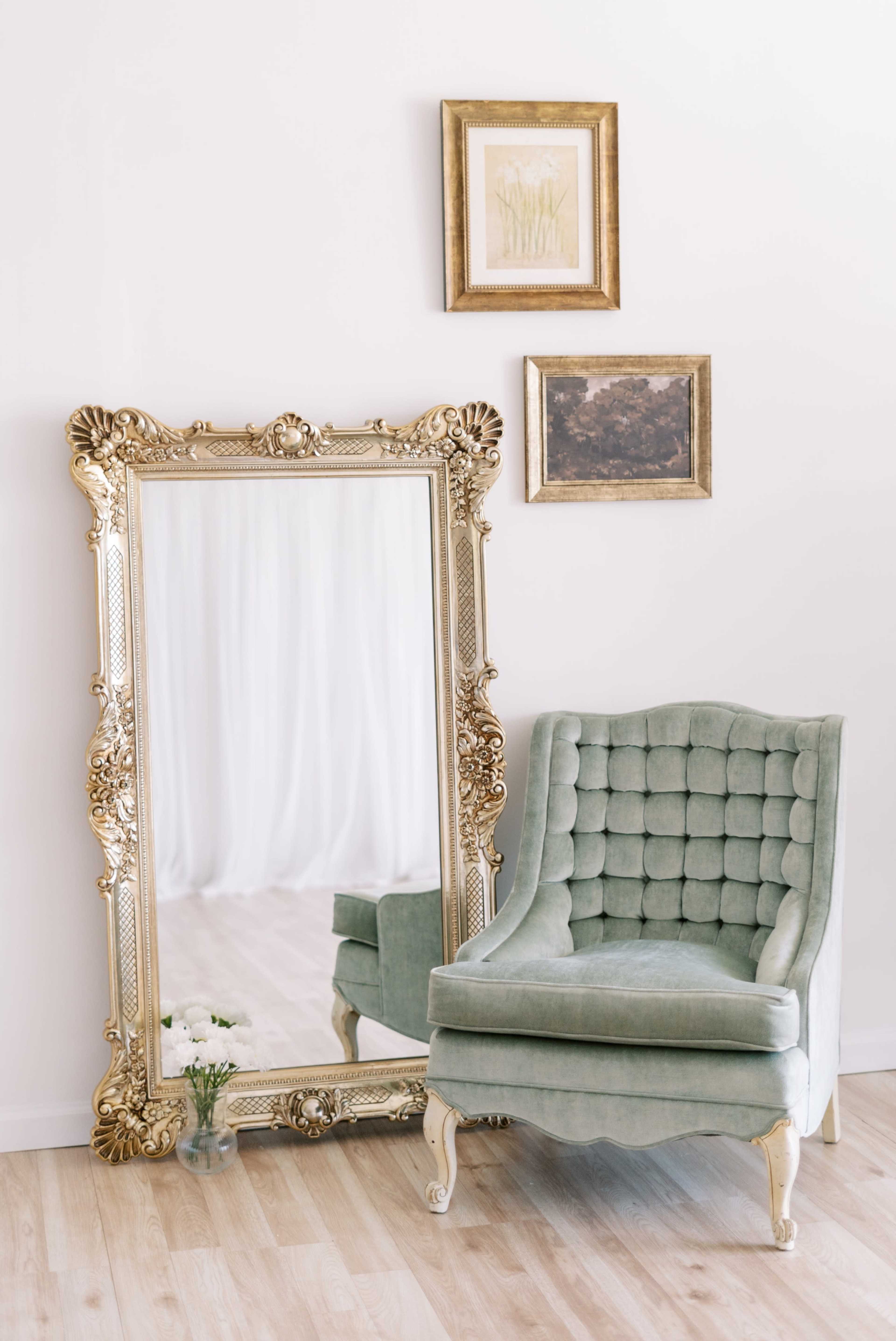 Natural and Artificial Light Classic and Timeless Studio Image in Farmers Branch, Farmers Branch, TX