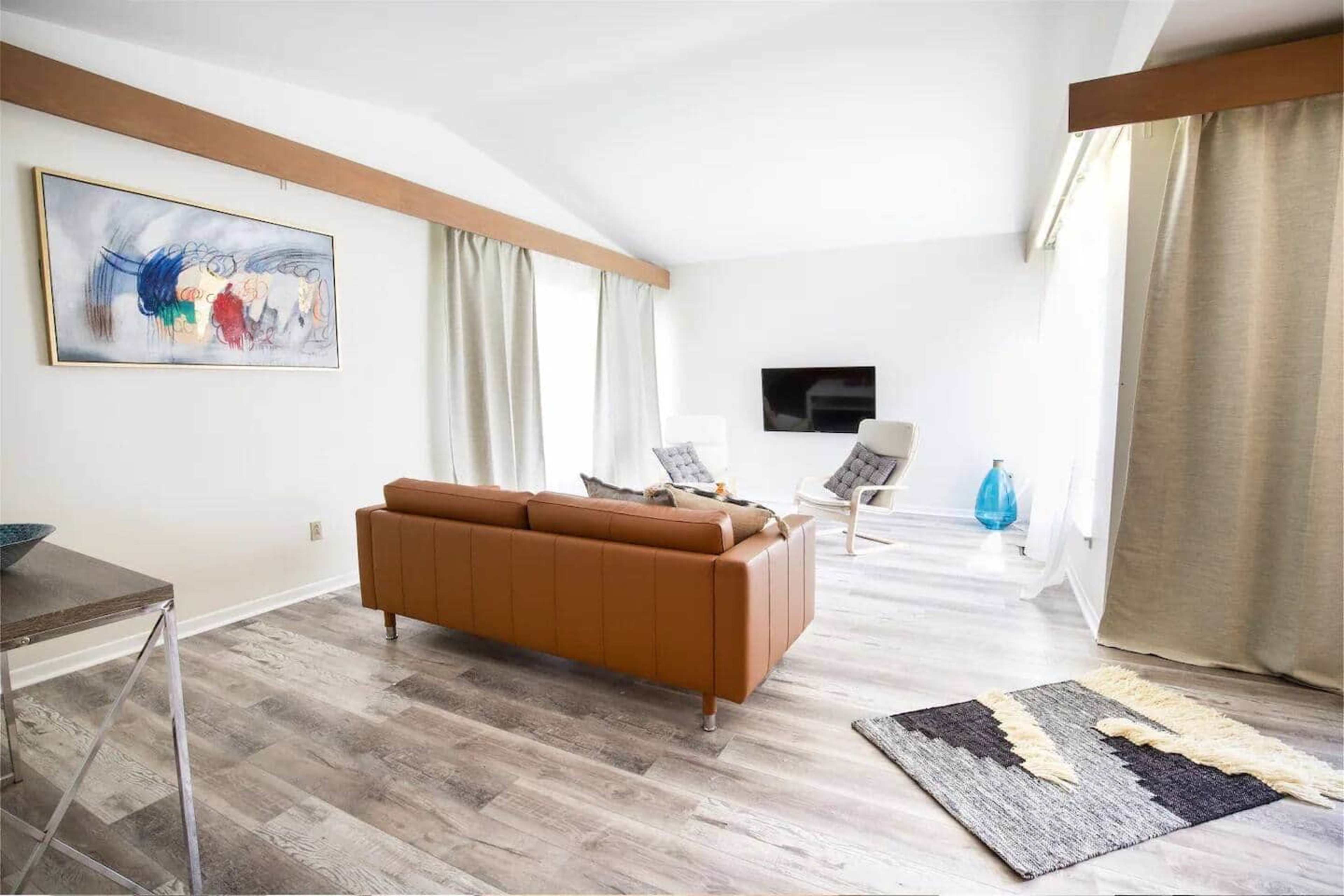 Family & Corporate Stay Home Image in Clanton Park, Toronto, ON