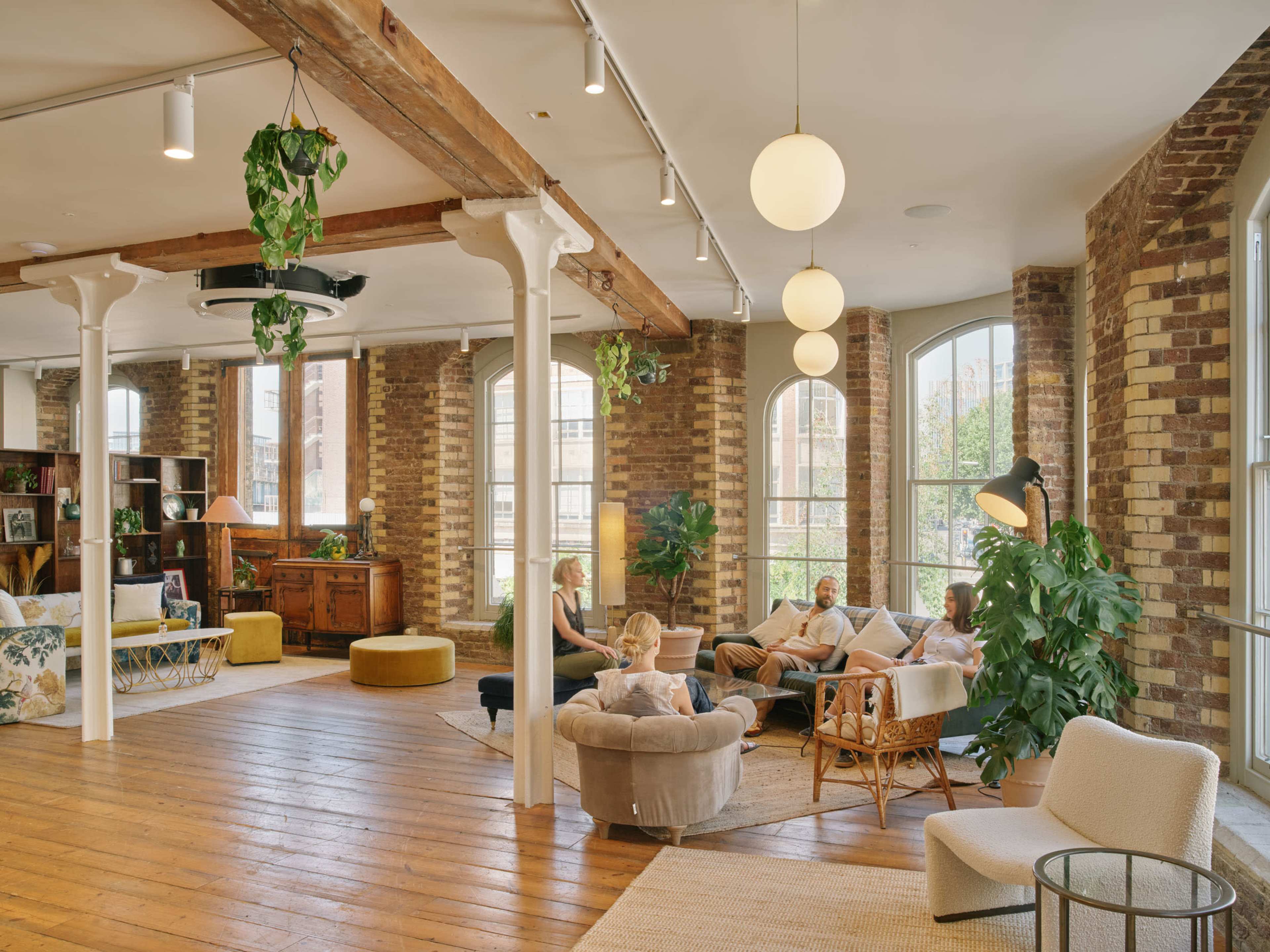 Light-filled Loft Style Lounge in a Grade II Listed Warehouse Image in London, London, ENG
