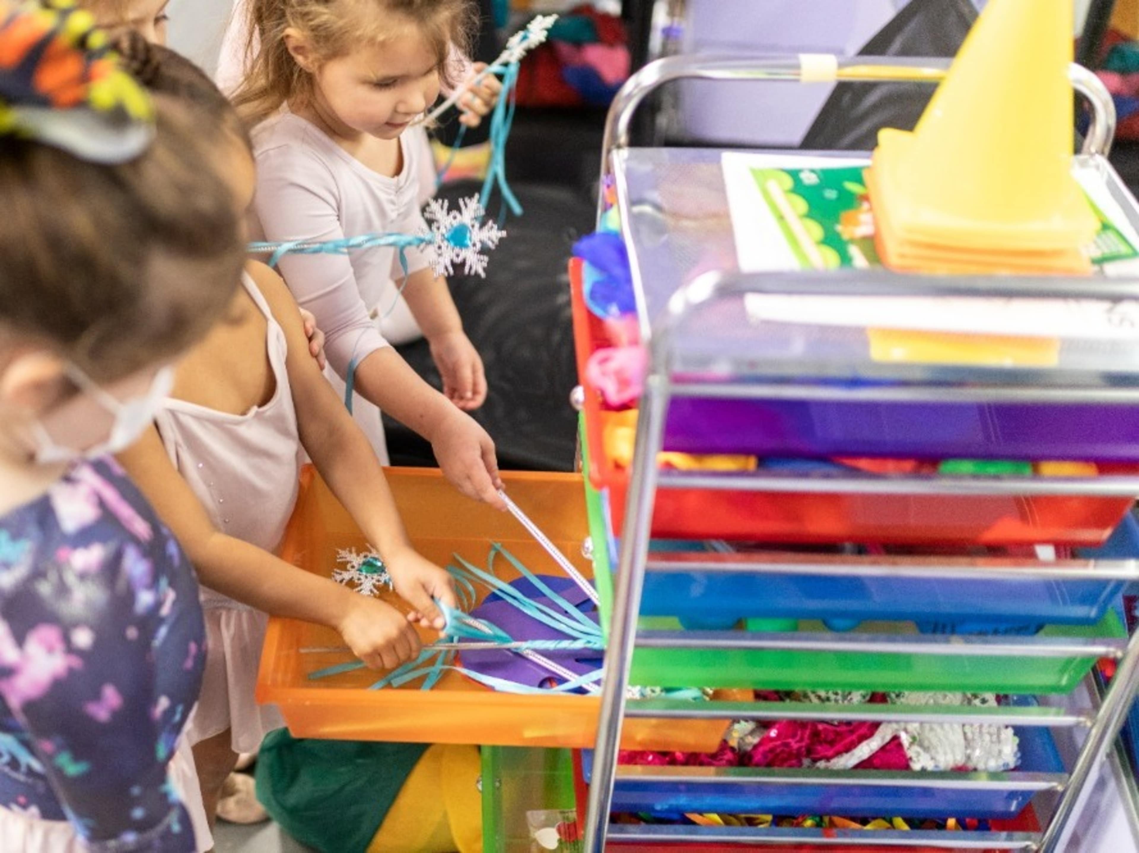 Prop Cart of Children's Activities