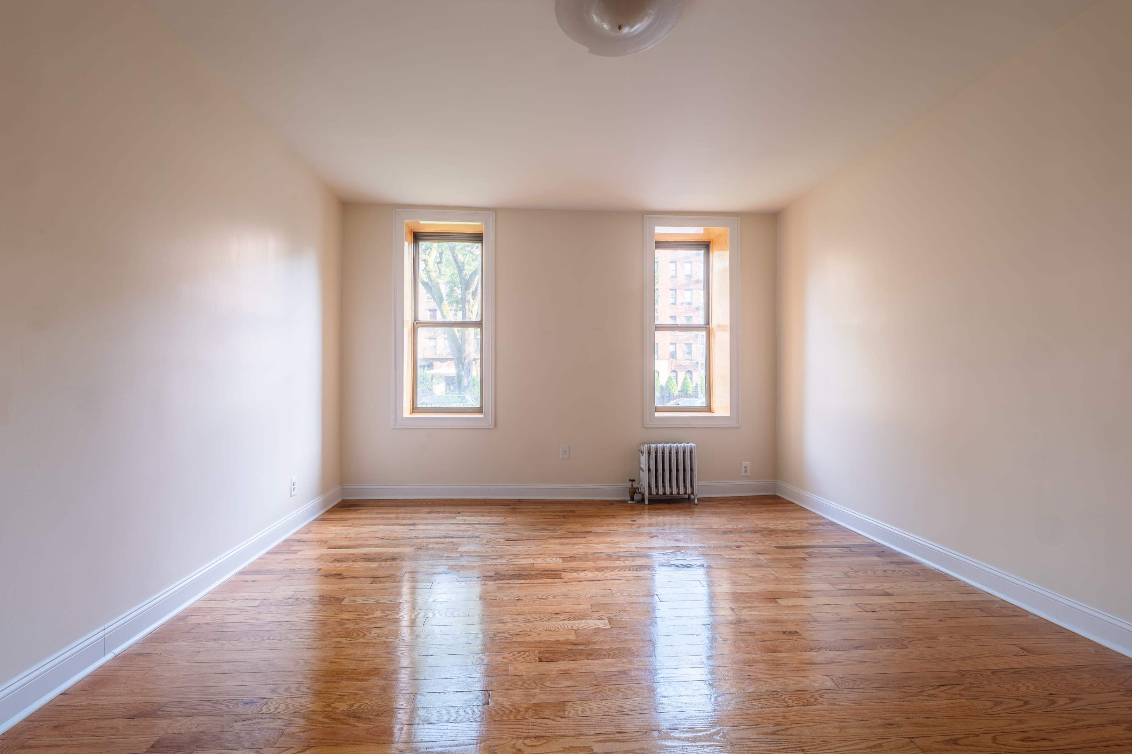 Serene Brooklyn Photo Studio with Natural Light Image in Little Haiti, Brooklyn, NY