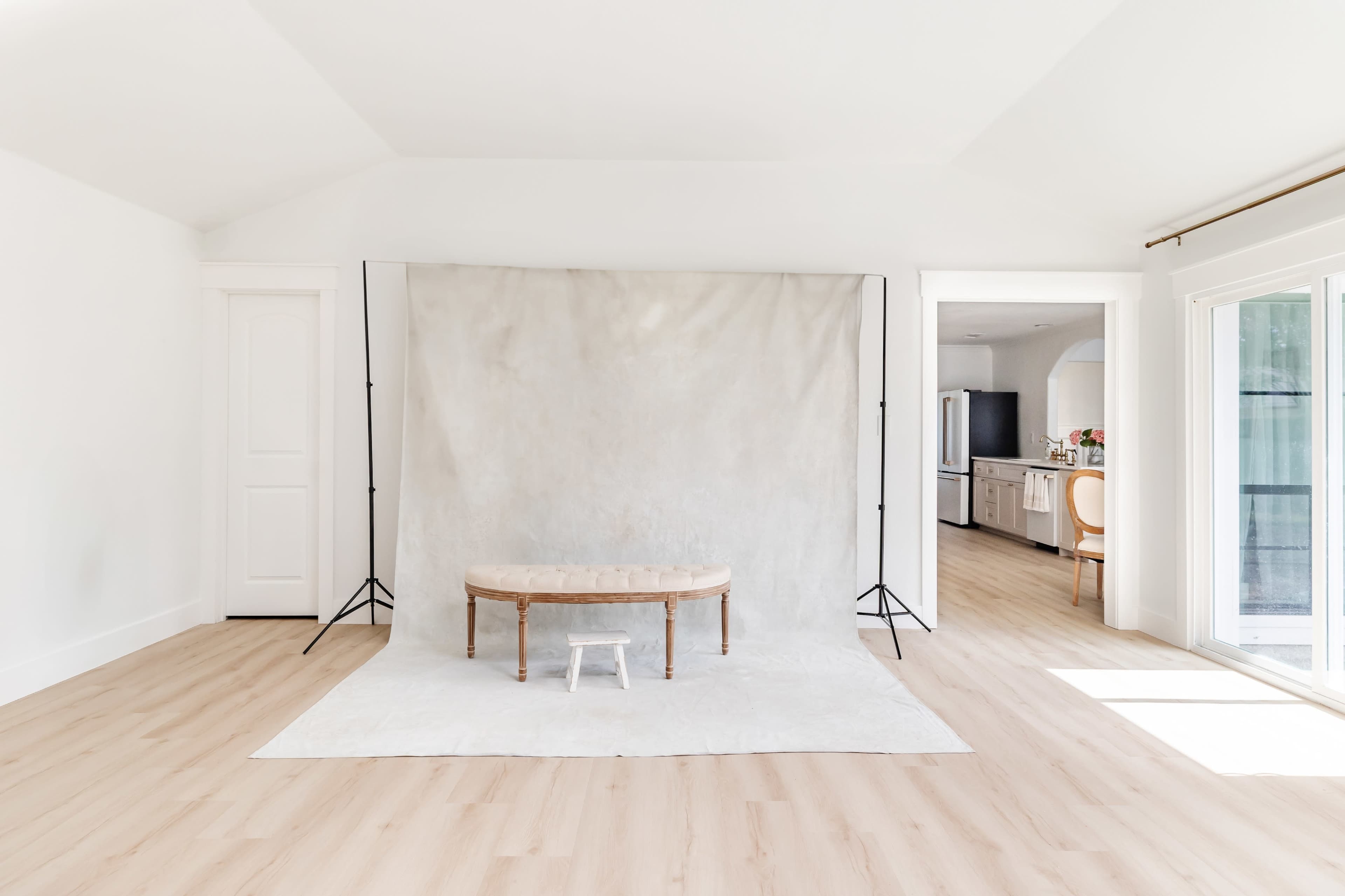 Frisco Photography Studio with Natural light Image in Shadow Run, Plano, TX