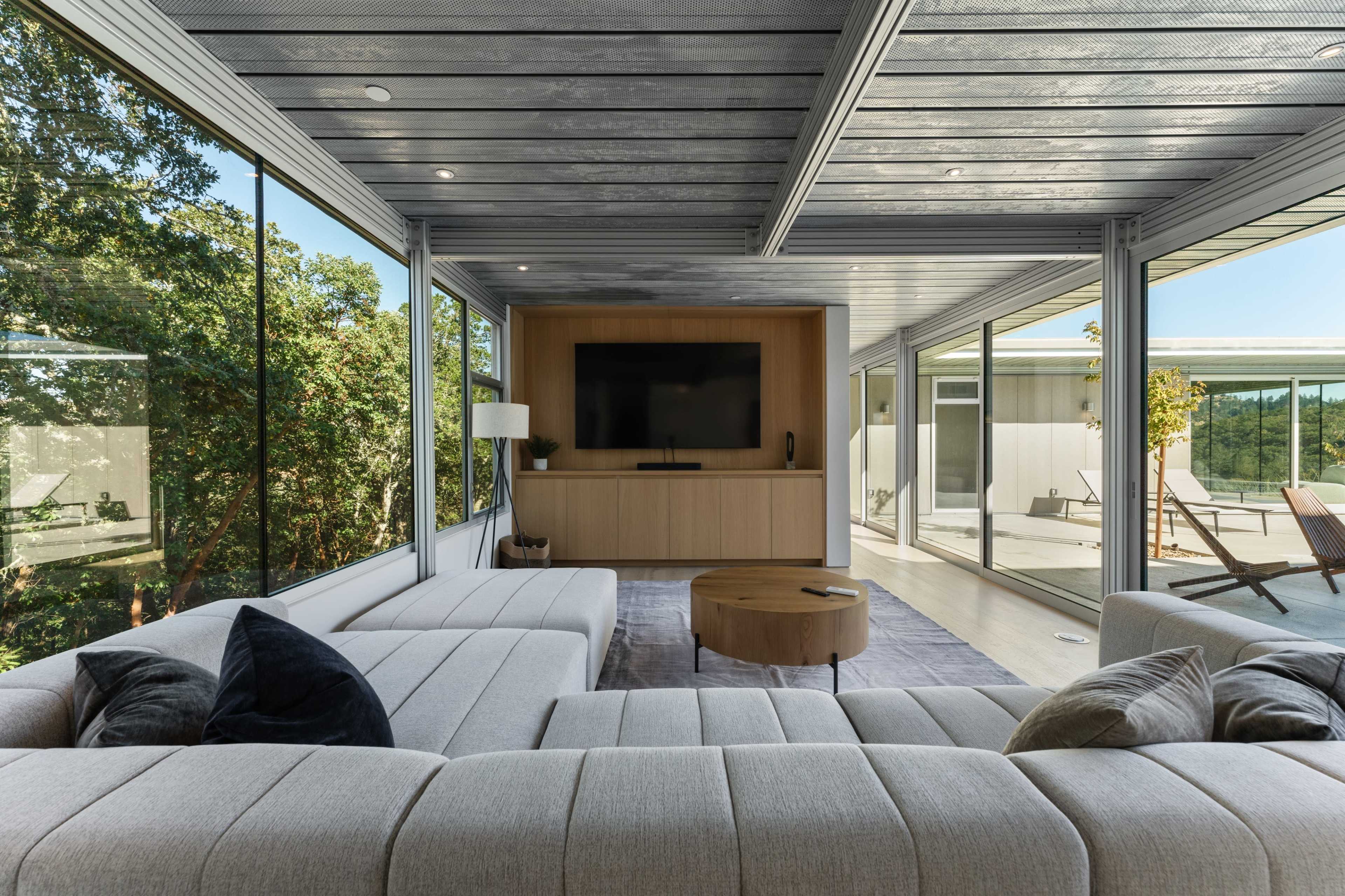 Wander Santa Rosa | Modern Wine Country Property Image in , Santa Rosa, CA