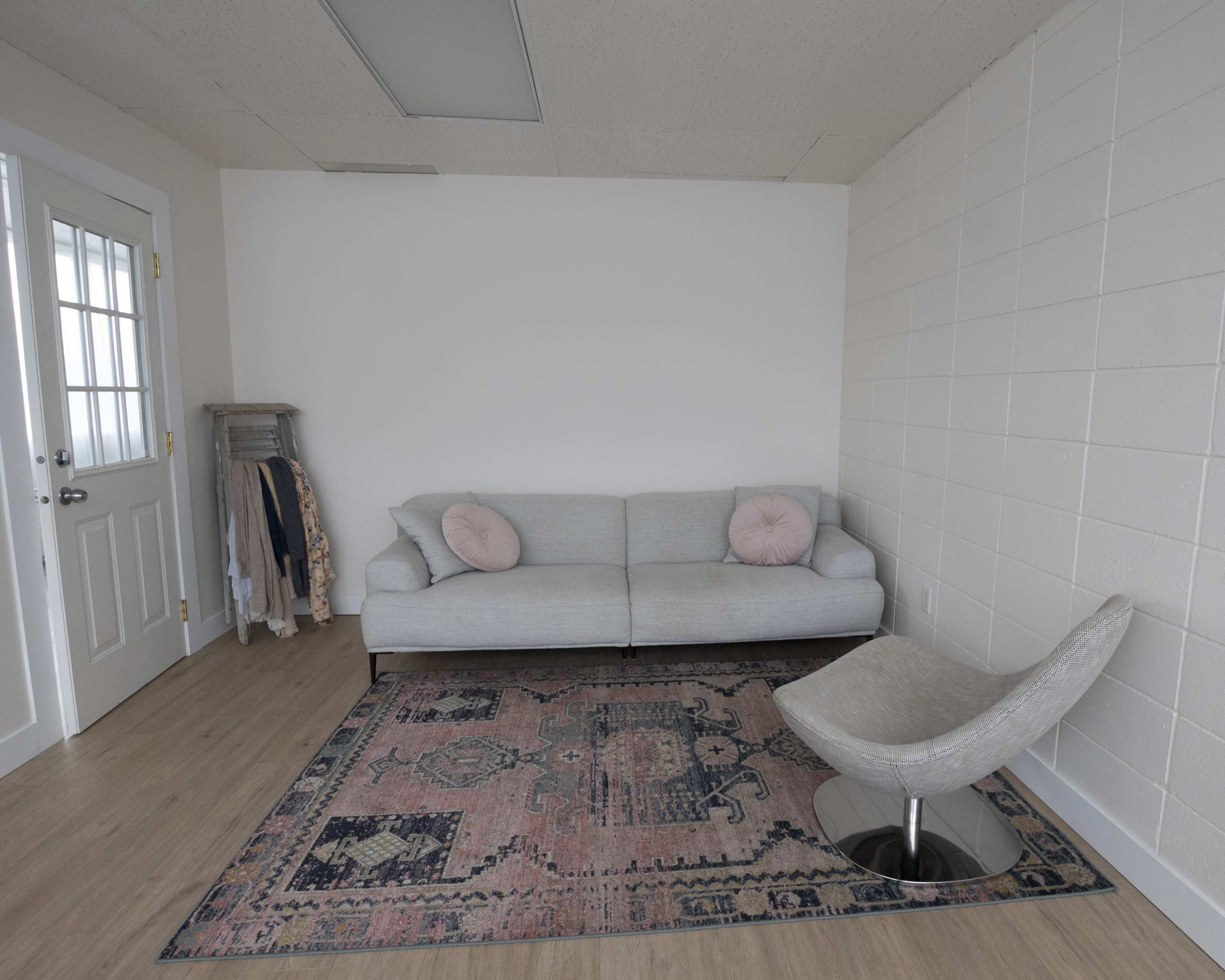 North vancouver bright airy studio Image in North Vancouver, north vancouver, BC