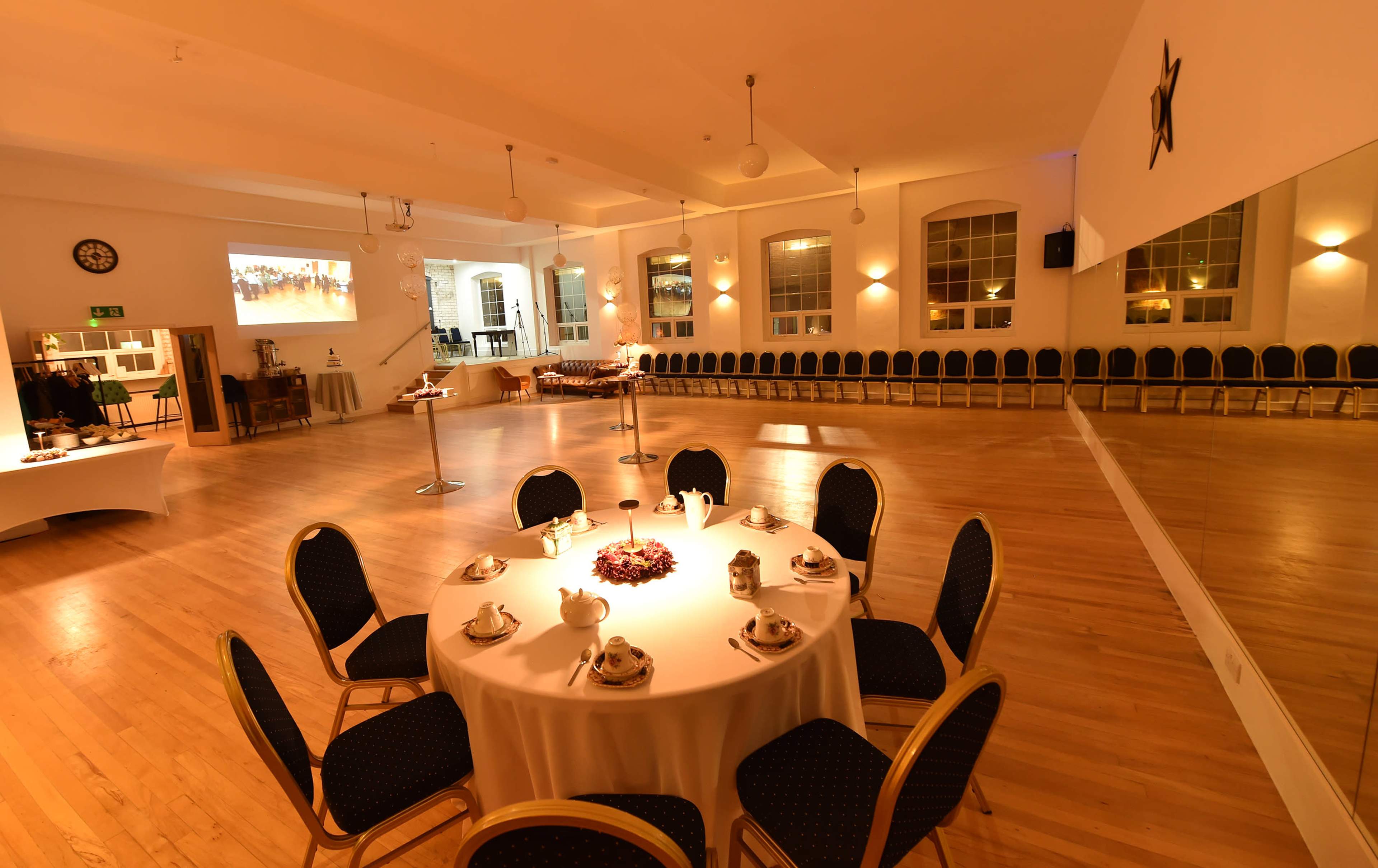 Billingtons Ballroom, inner city 100 year old Urban Building Image in Oldham, Oldham, ENG