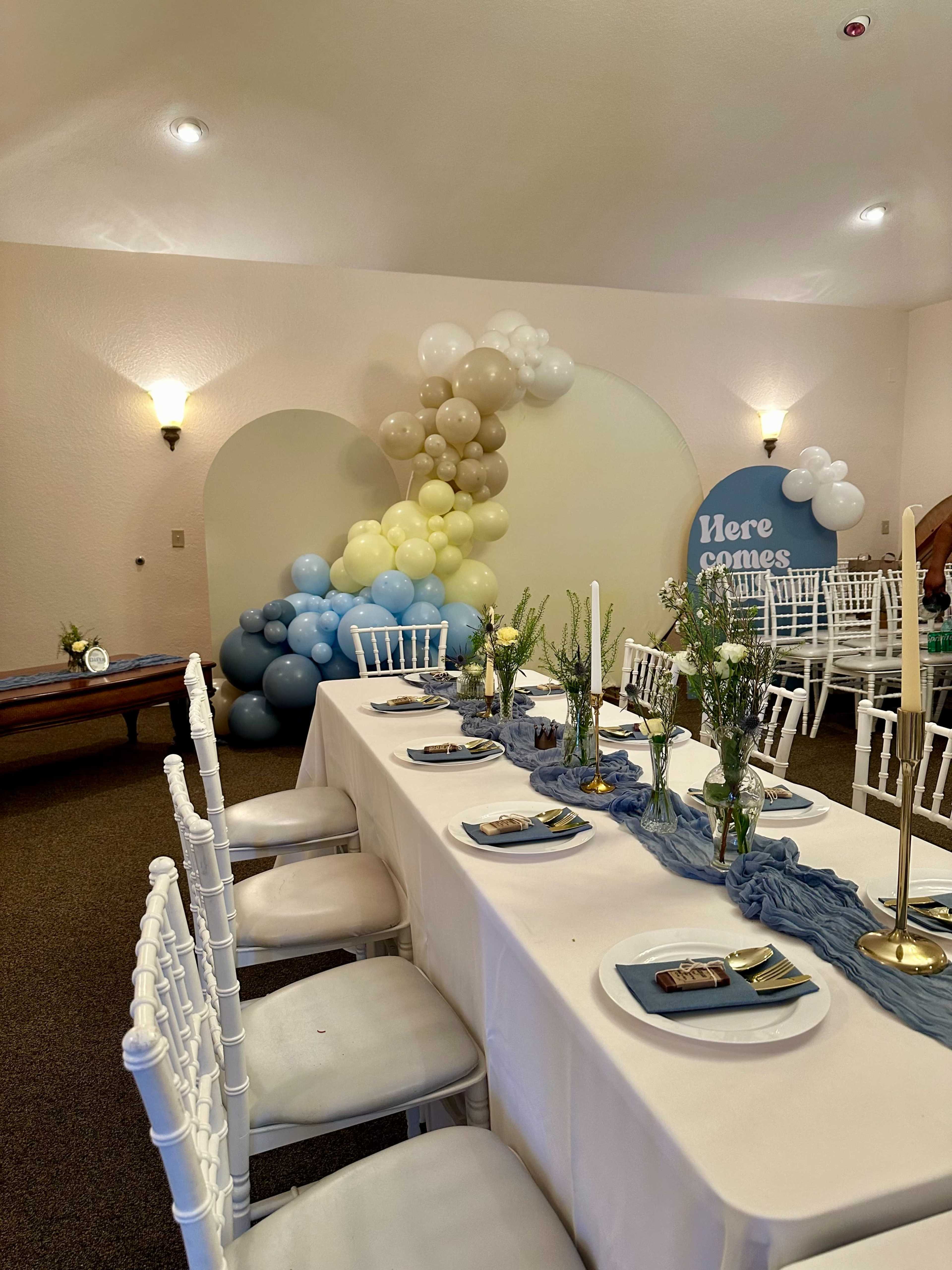 Spacious Homelike Venue with Grand Foyer Image in Old Seminole Heights, tampa, FL