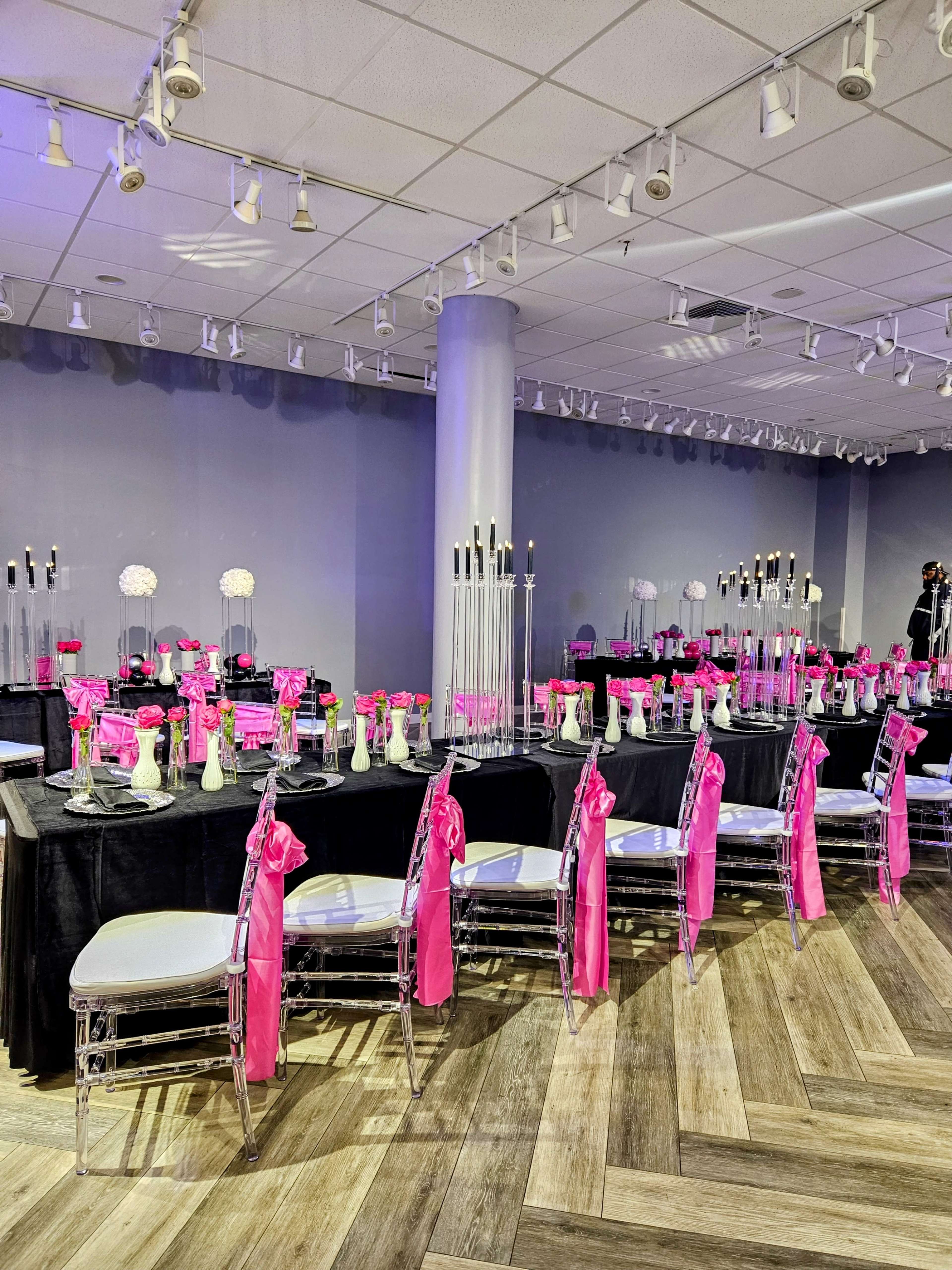 Flexible, Modern Space with a Neutral Pallet Image in Waldorf, WALDORF, MD