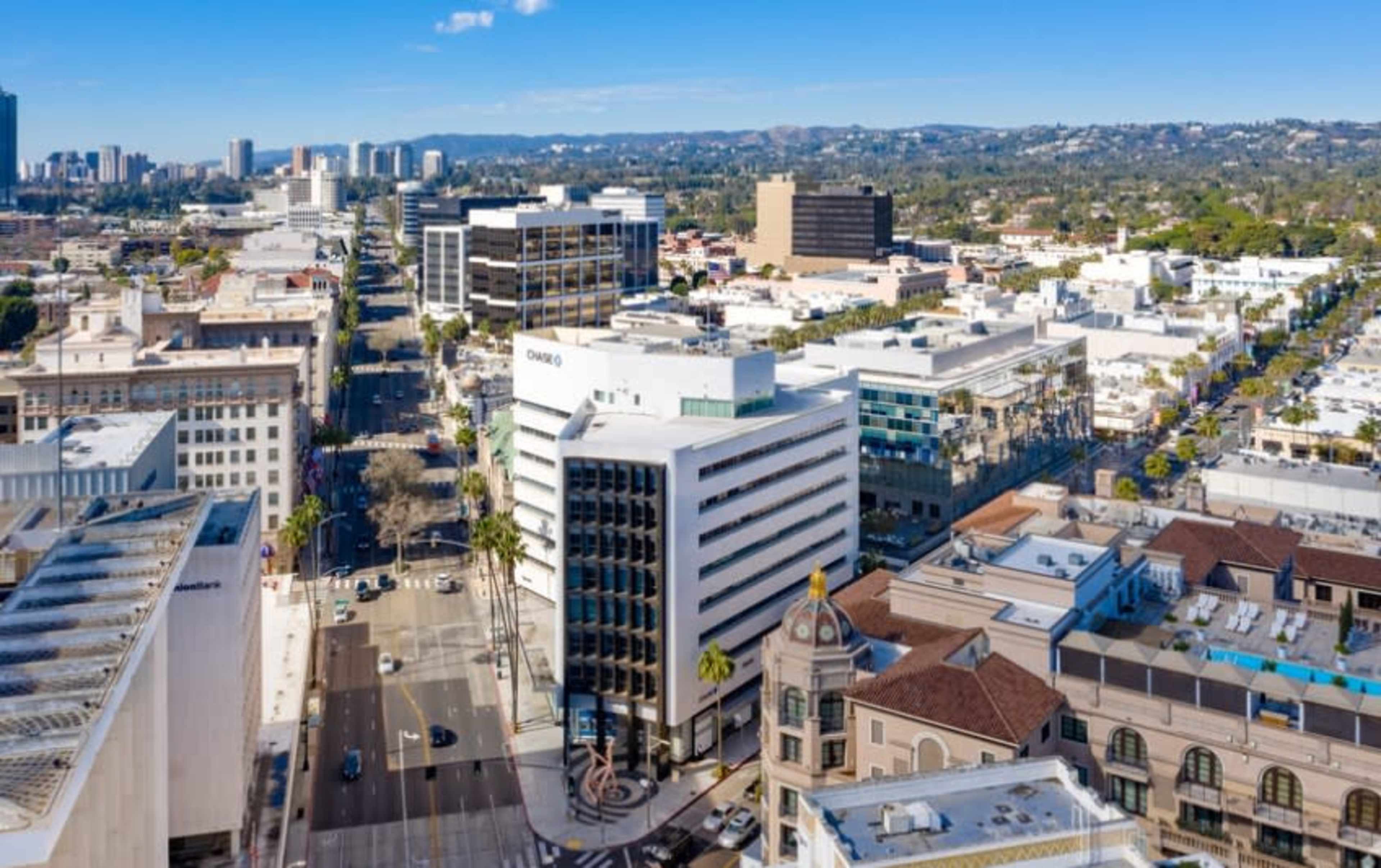 Private Day Office Image in Beverly Hills, BEVERLY HILLS, CA