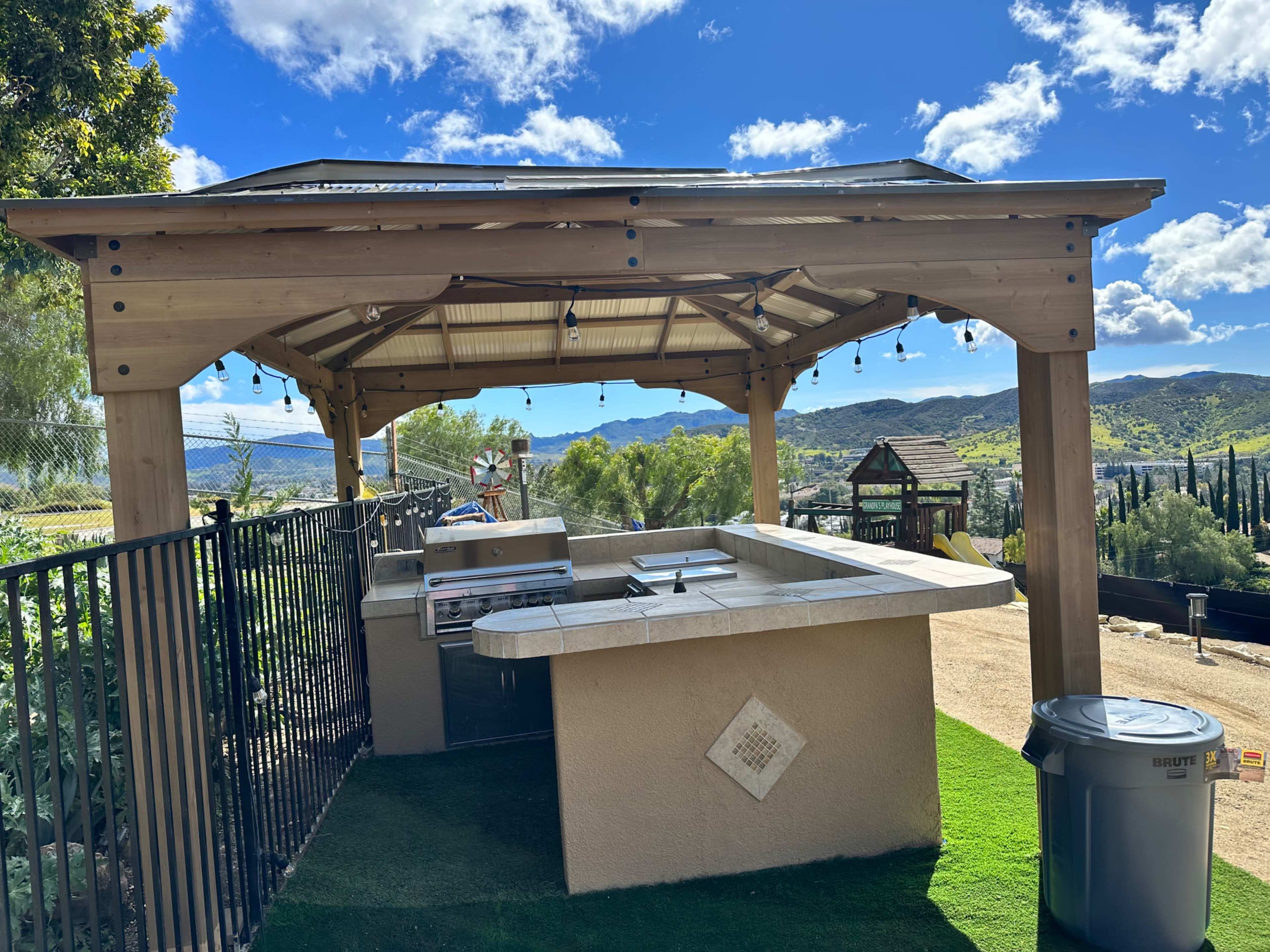 Container bar with all the amenities and roof top views Image in Thousand Oaks, Thousand Oaks, CA