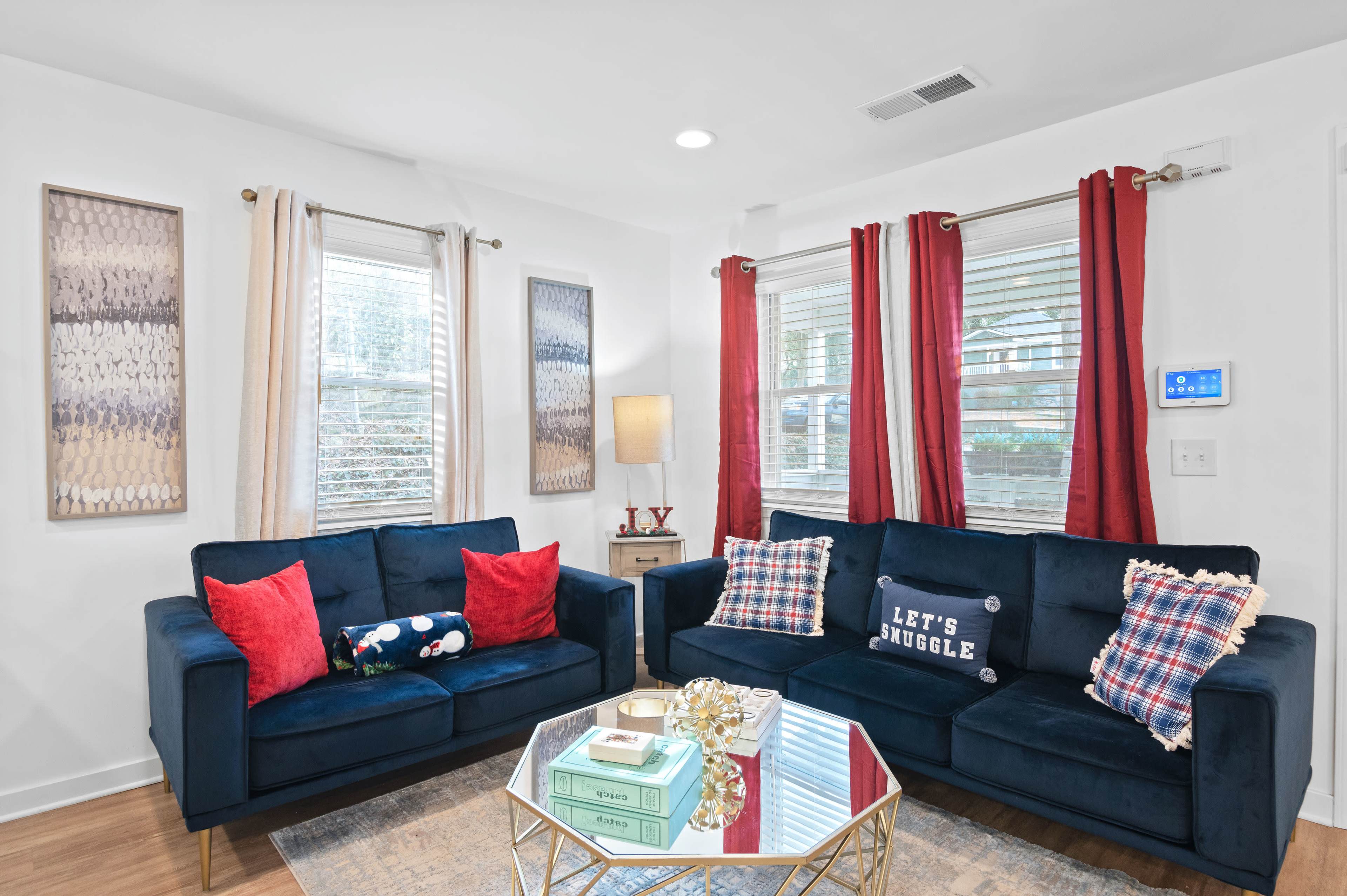 Bright and Airy Modern Home Perfect for Events and Shoots Image in Dixie Hills, Atlanta, GA