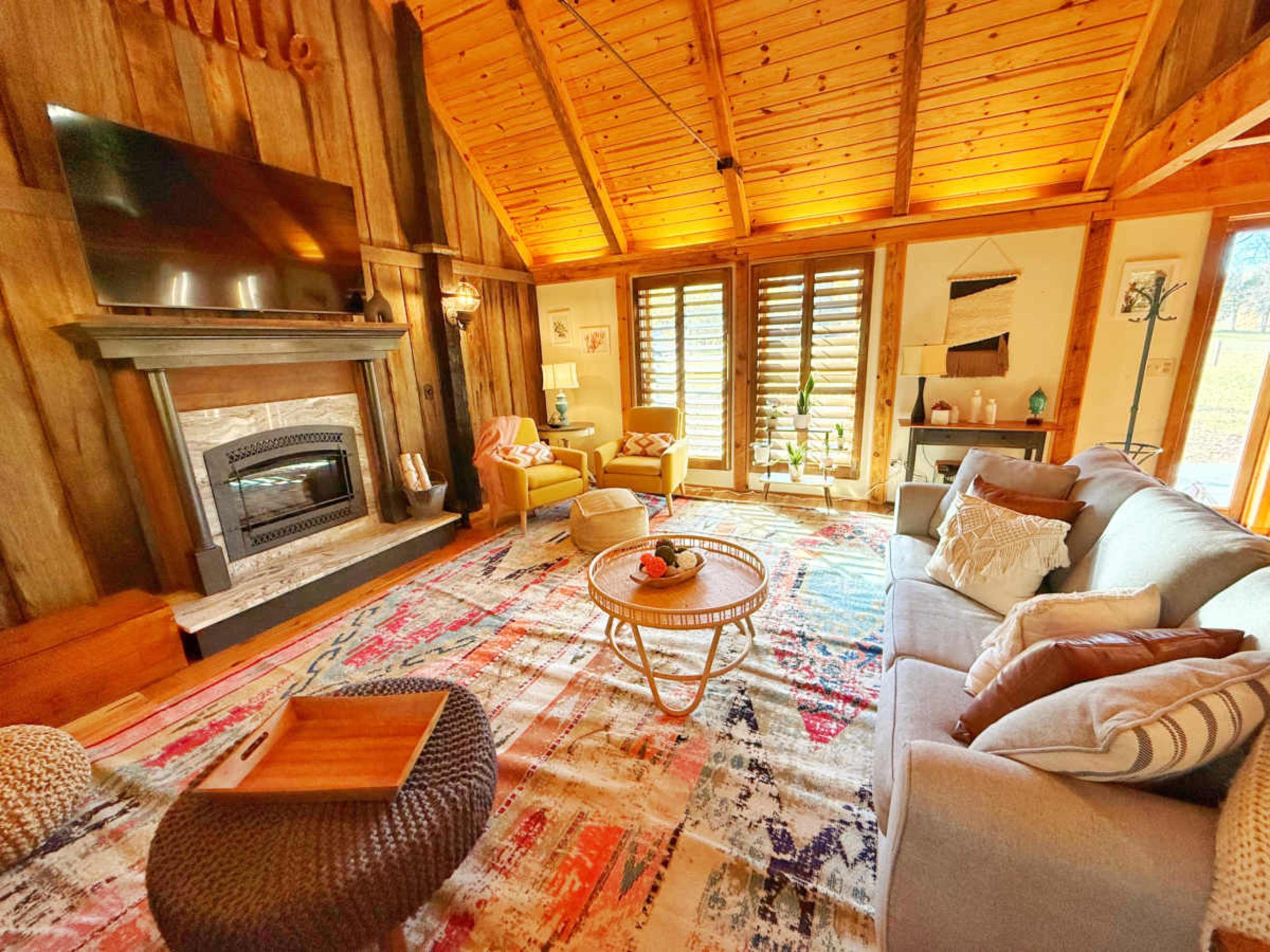 Hilltop Hideaway Image in , Kingston springs, TN