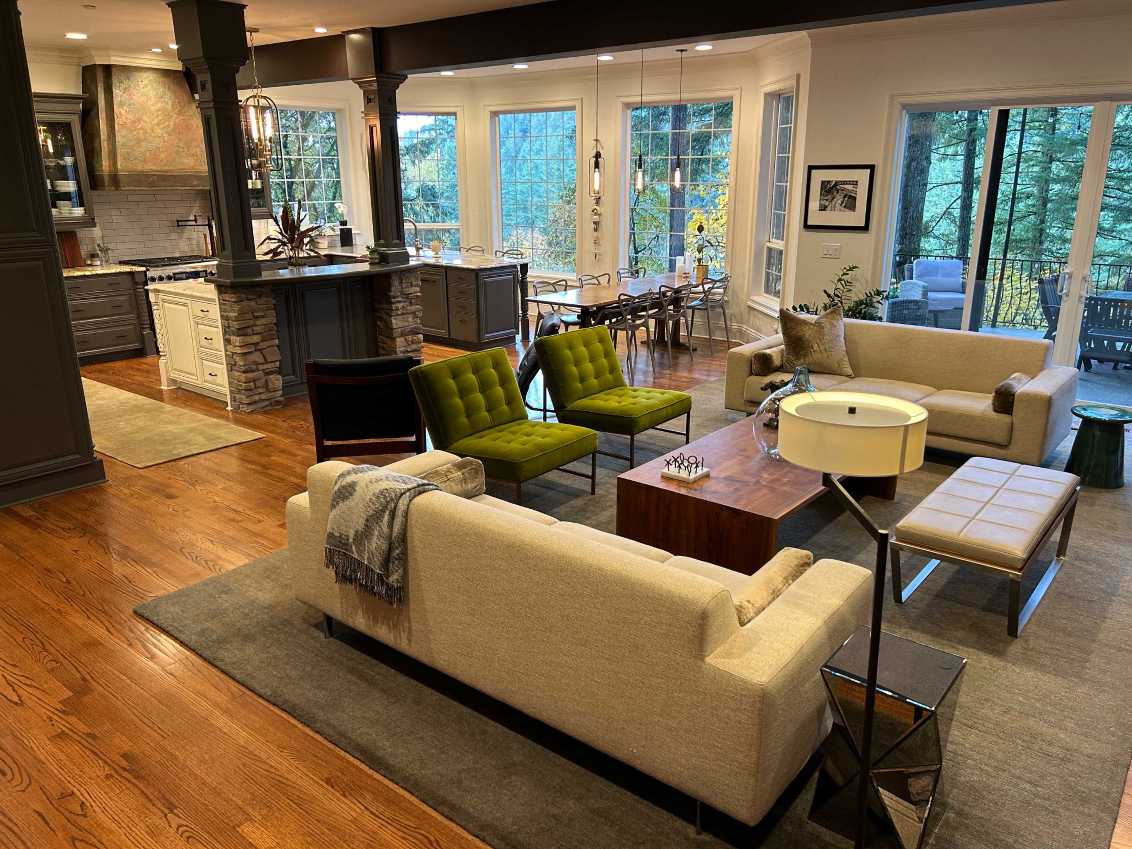 Modern Decor/ Rustic European Style Home Next to Forest Image in Lakeview - Summit, Lake Oswego, OR