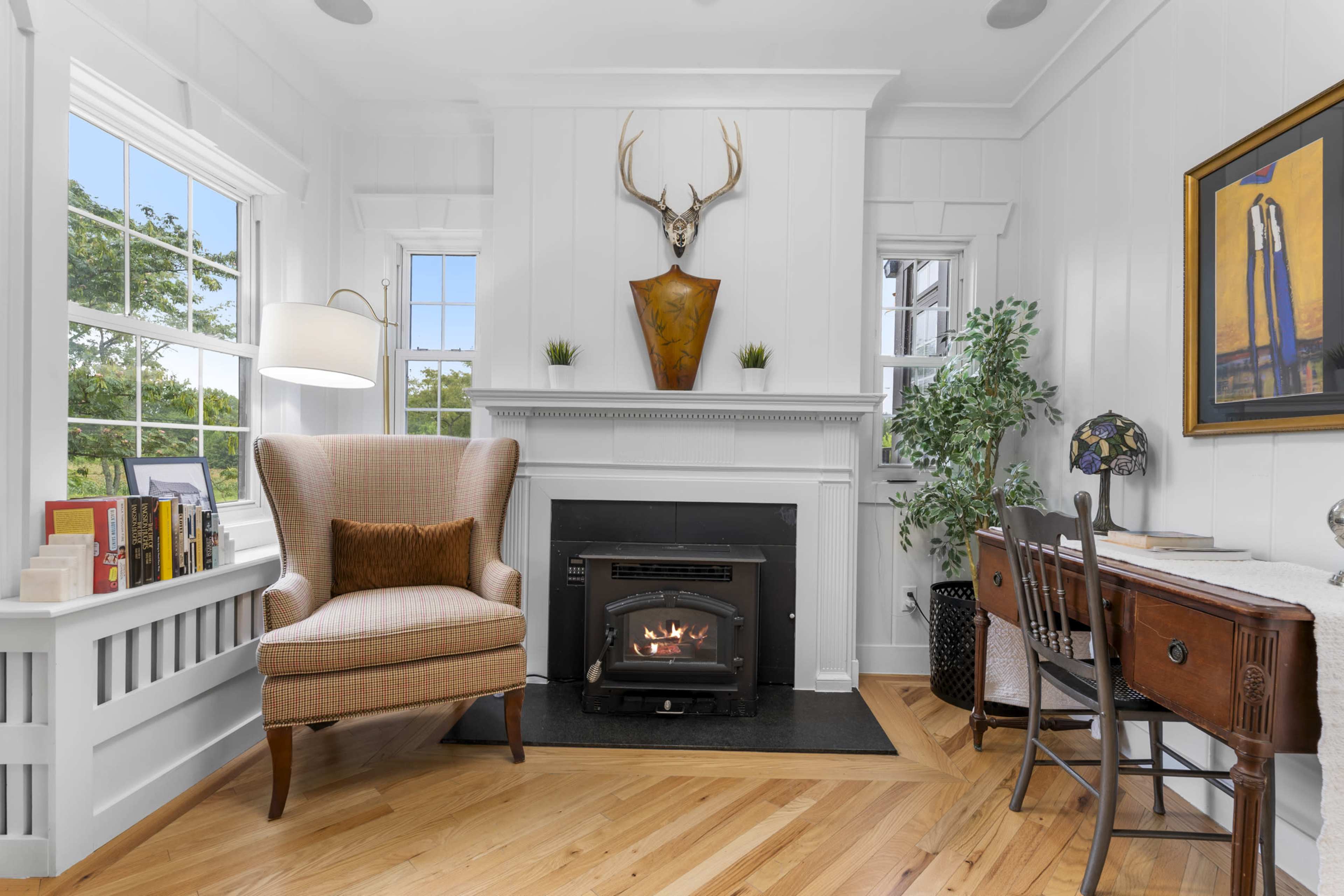 Noir Rural Countryside Elegance Image in Cedarville, Brandywine, MD