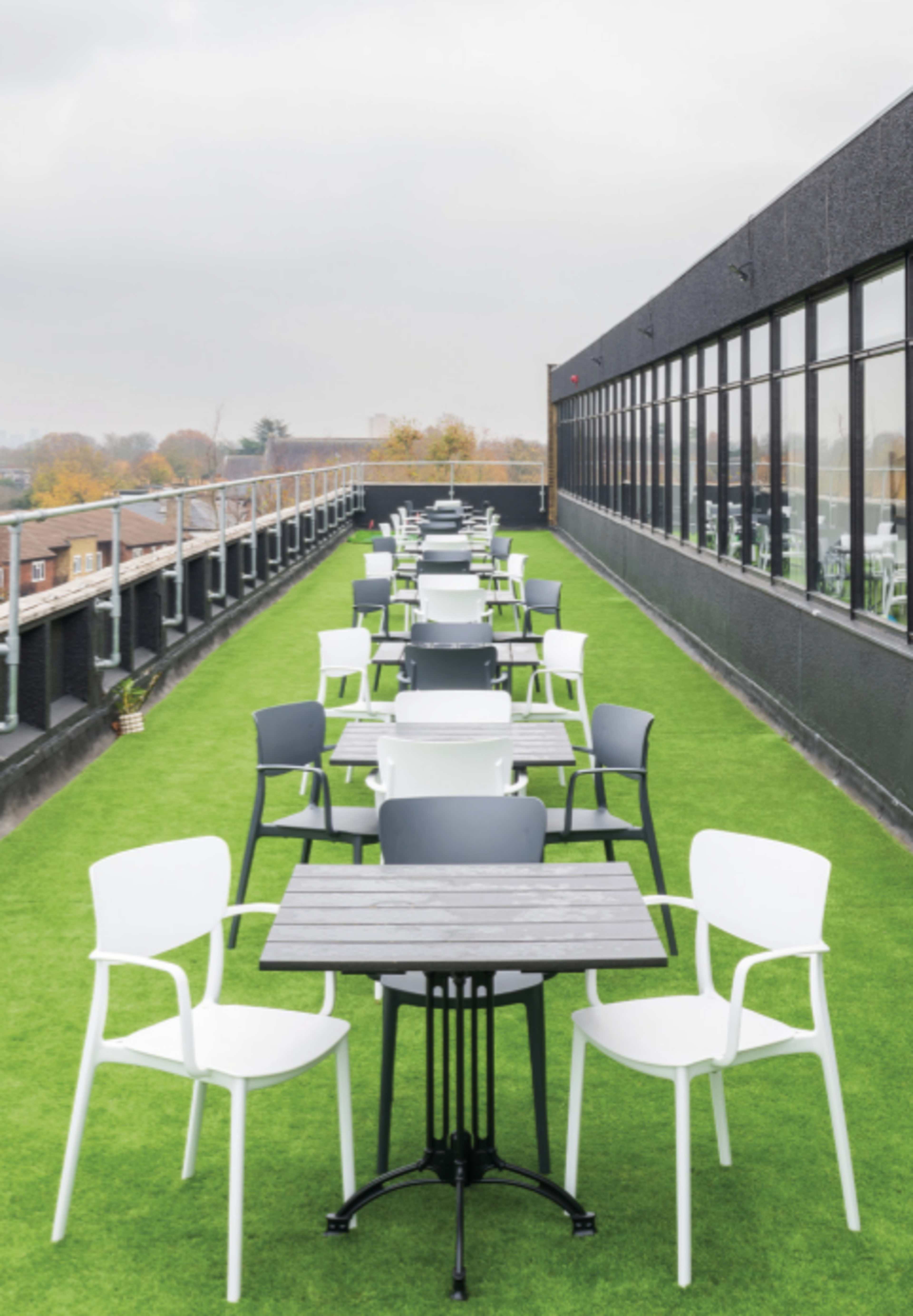 The ‘Saloon Bar’ – Office & Teaching Space for Rent Image in Ealing, London, ENG