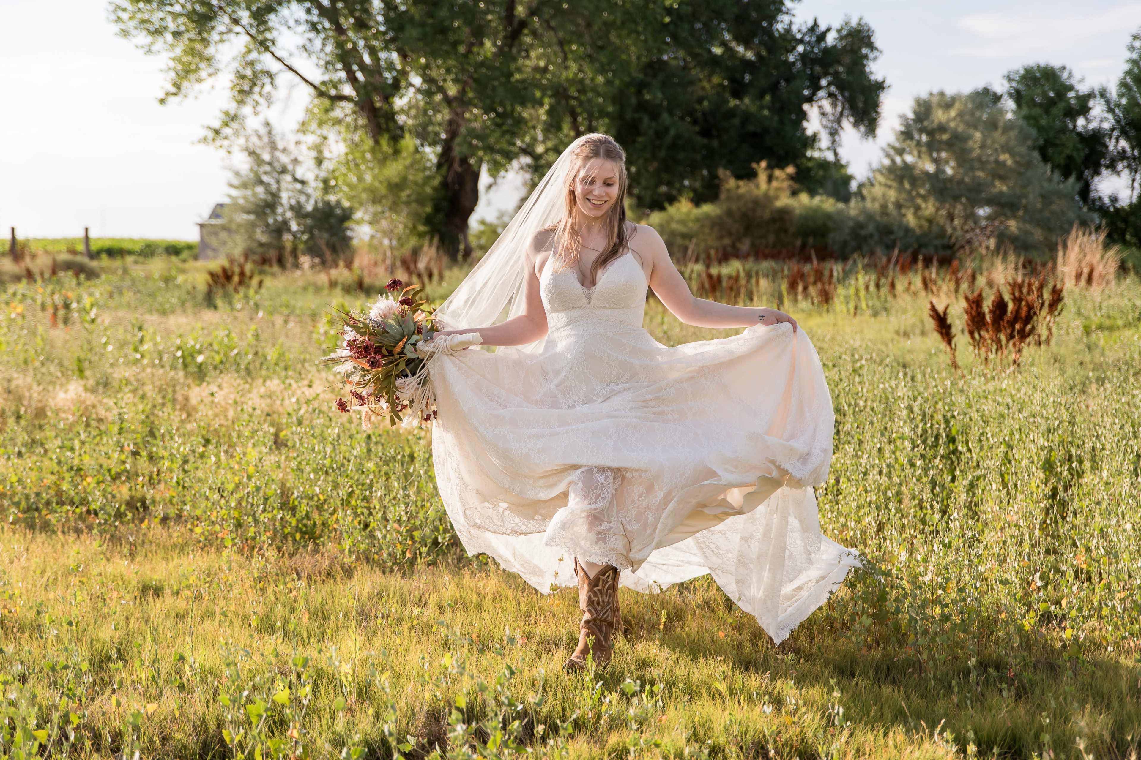 Dreamy Lakeside Country Wedding Venue Image in , Ault, CO