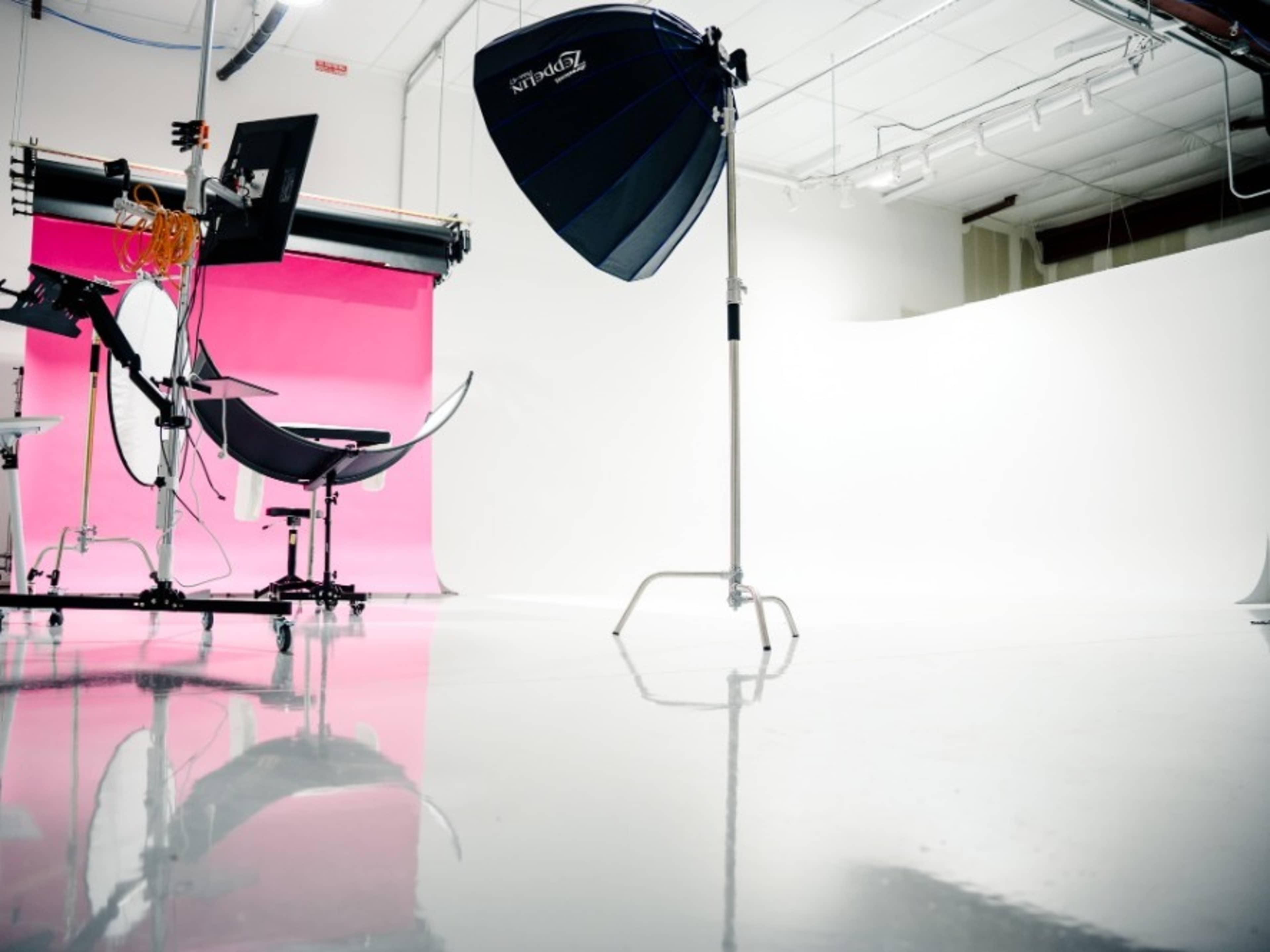 Cyclorama Wall