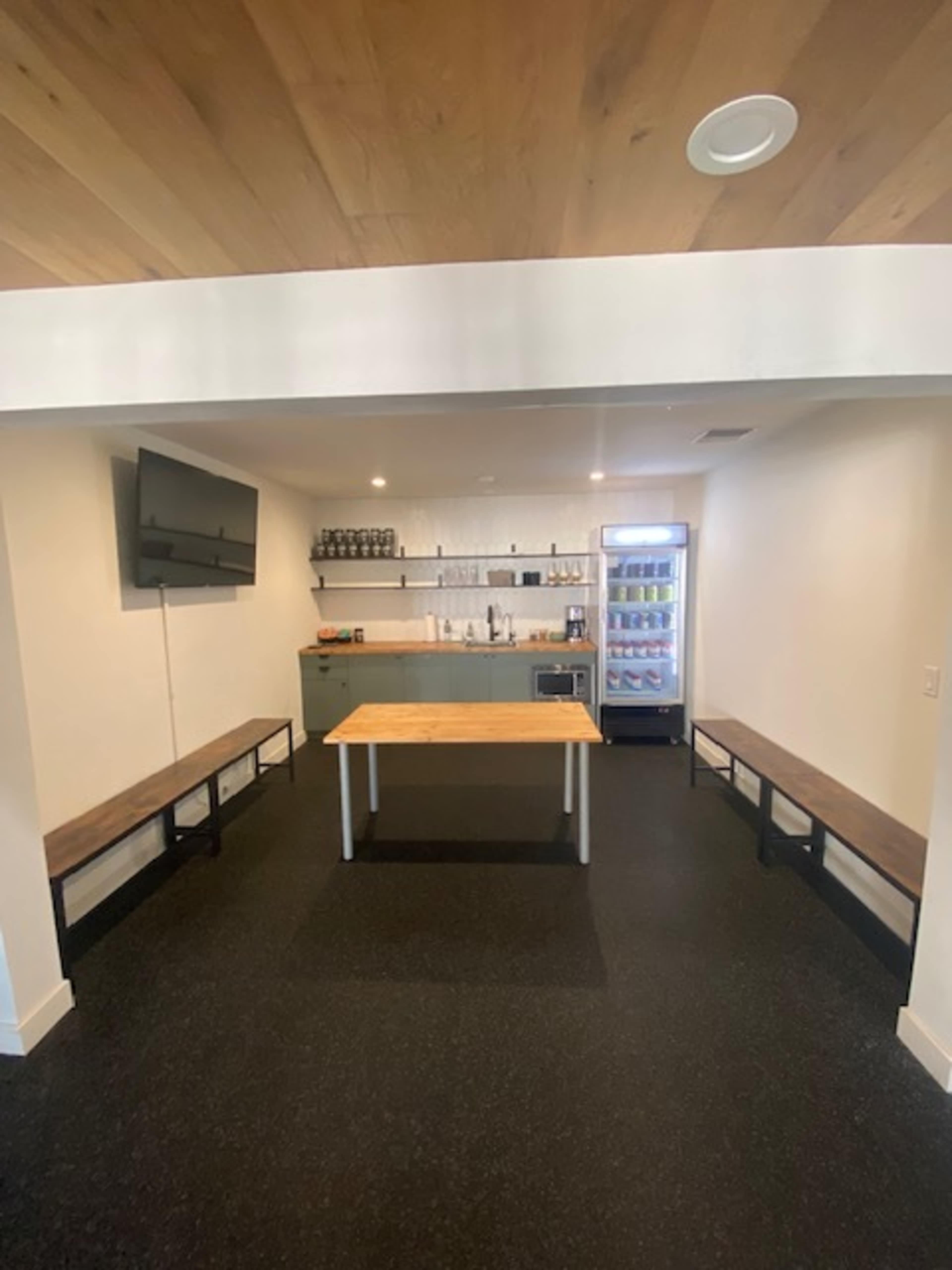 “Modern Industrial Training Gym + Loft, Kitchen & Private Gated Lo Image in Monrovia, Monrovia, CA