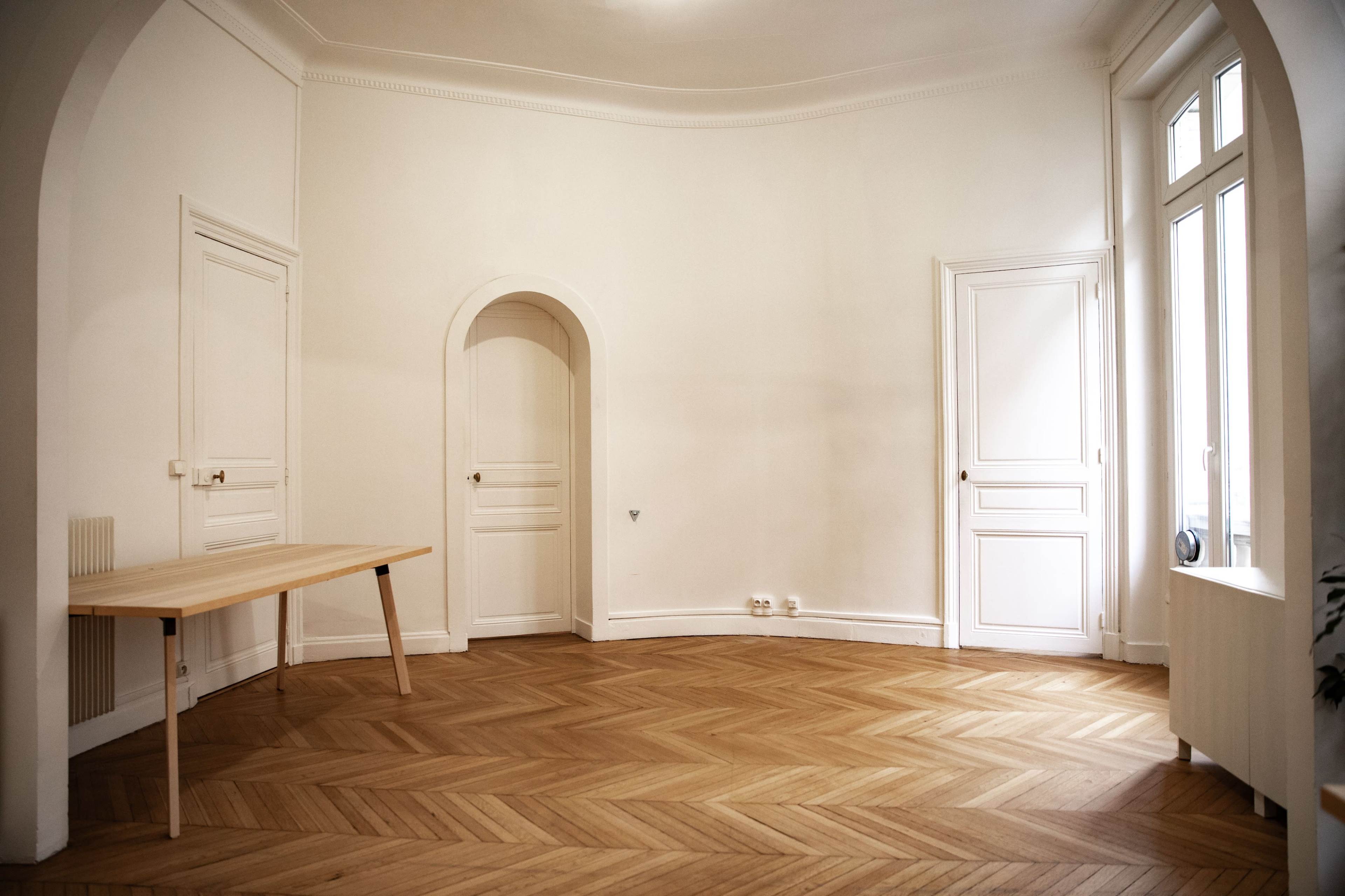 Studio Photo Haussmannien Professionnel Image dans Saint-Philippe-du-Roule, Paris, 