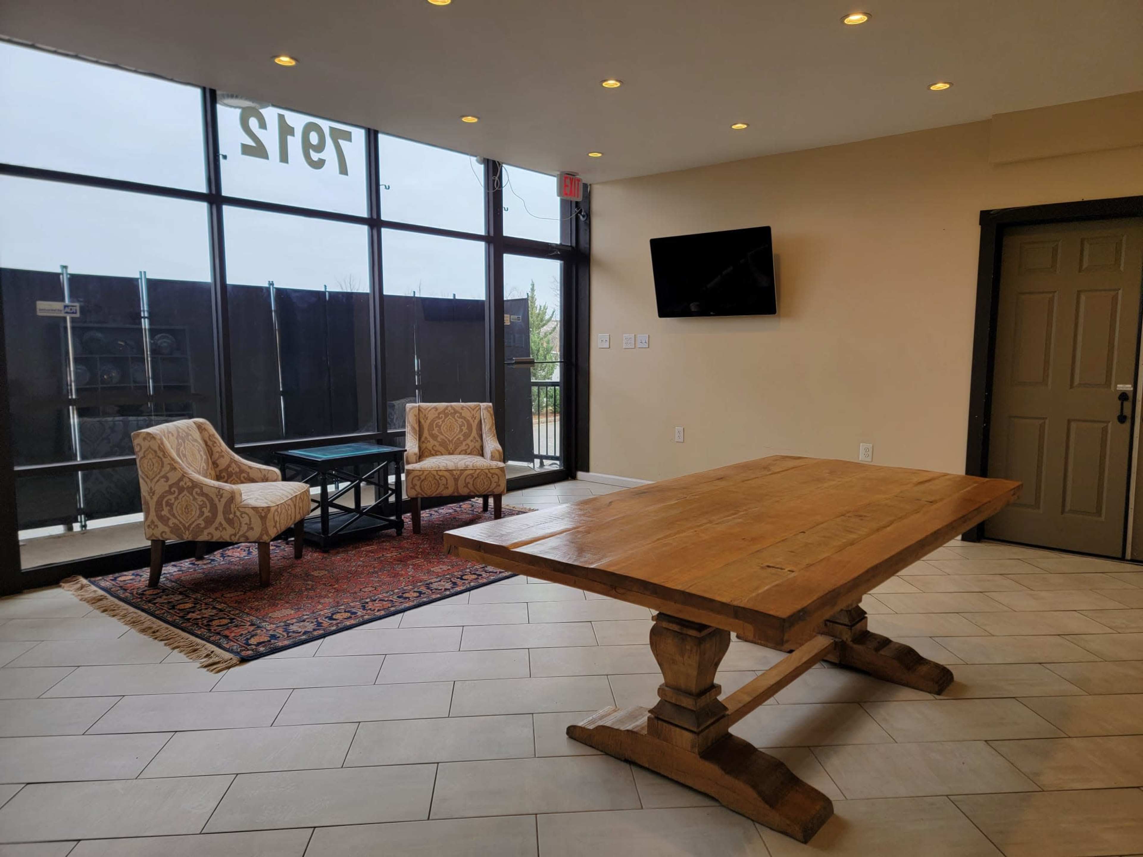 CR Tasting Room - airy, bright, industrial chic, urban, clean Image in Newington, Springfield, VA