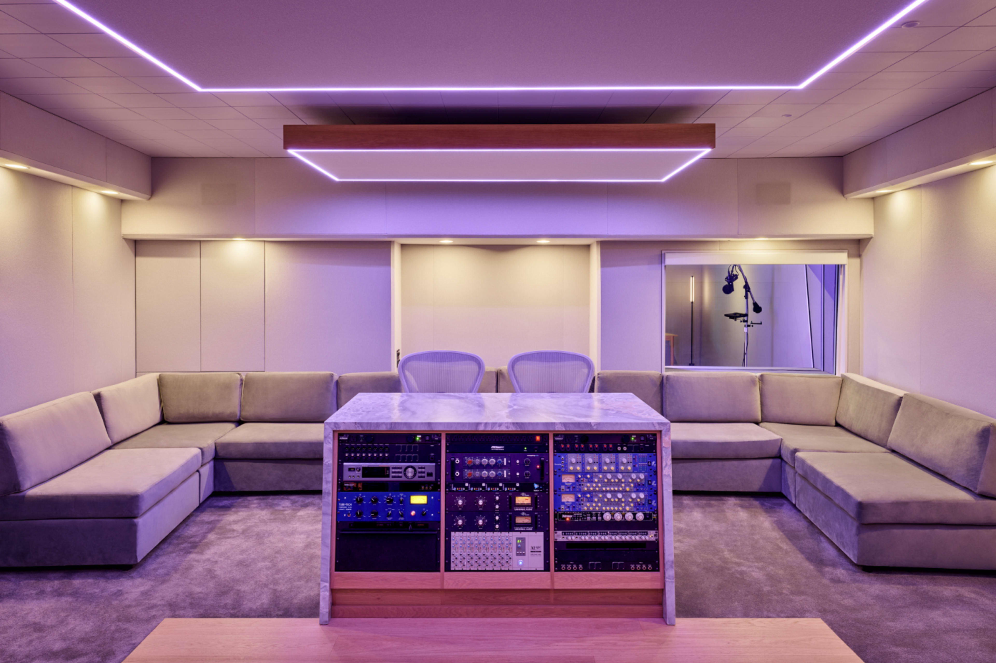 Luxury Recording Studio & More! Image in Central LA, West Hollywood, CA