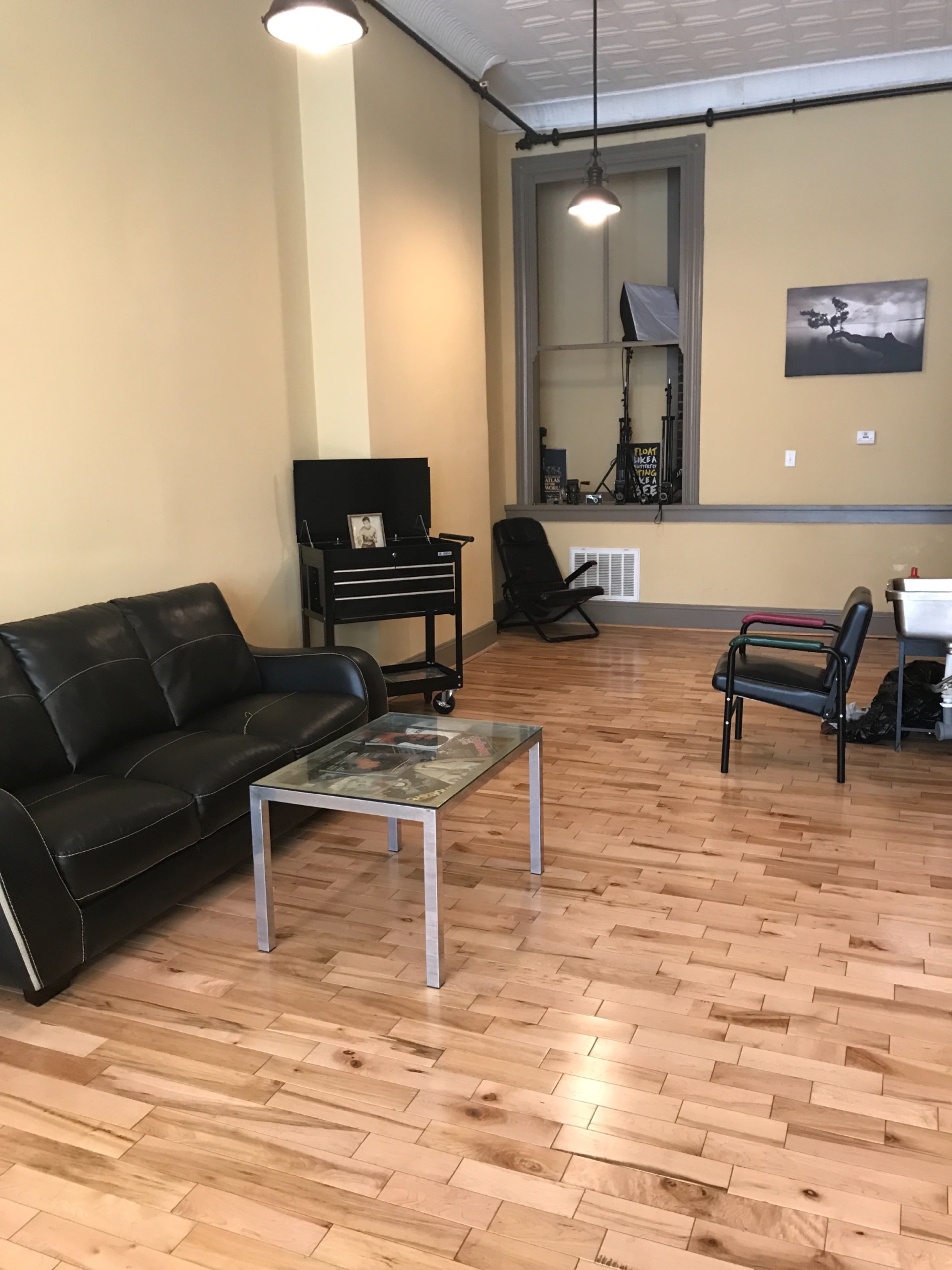 Downtown eclectic suite in historical building. Image in Downtown, Richmond, VA