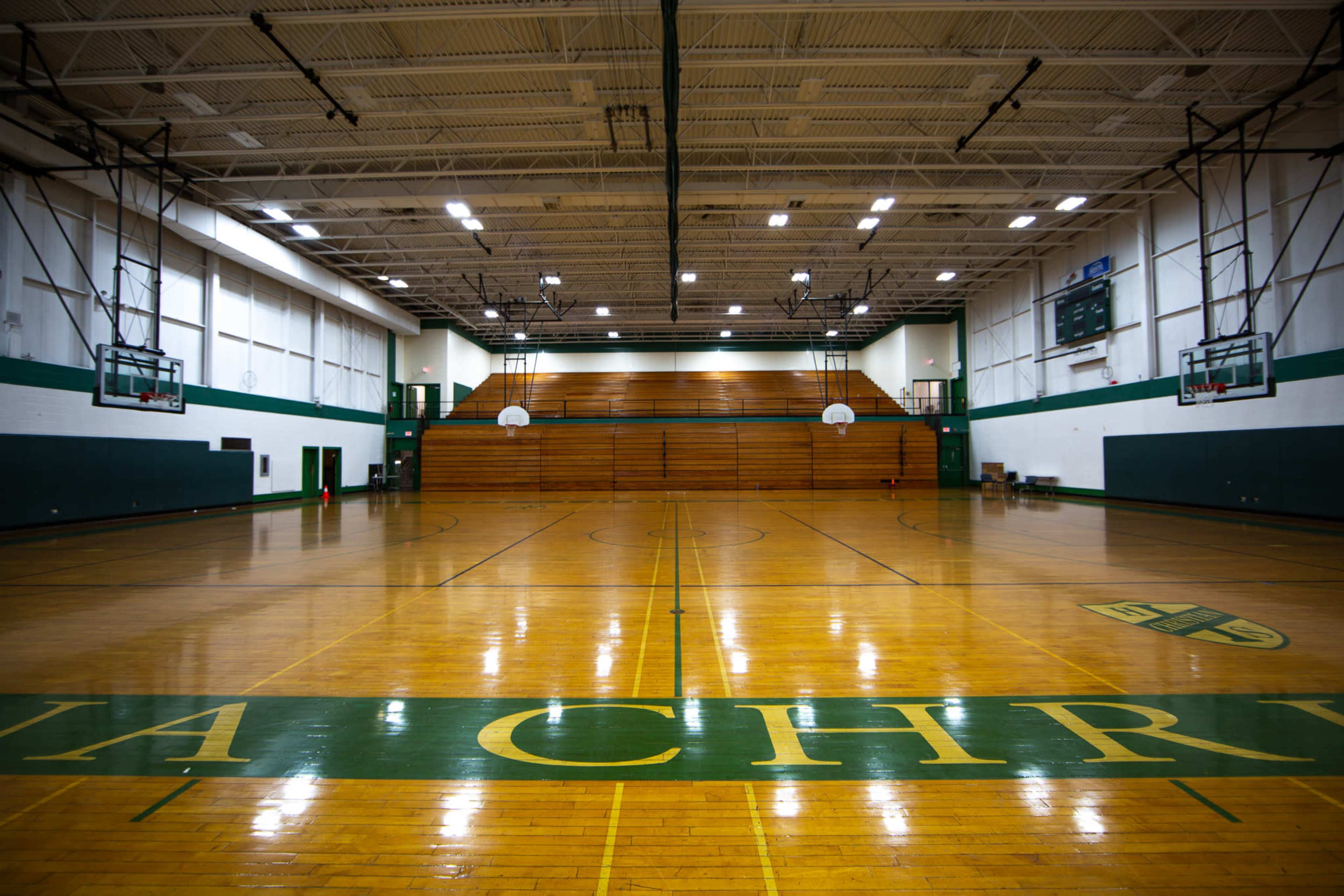 VINTAGE BASKETBALL INDOOR COURT Image in Thornton Township, Lansing, IL