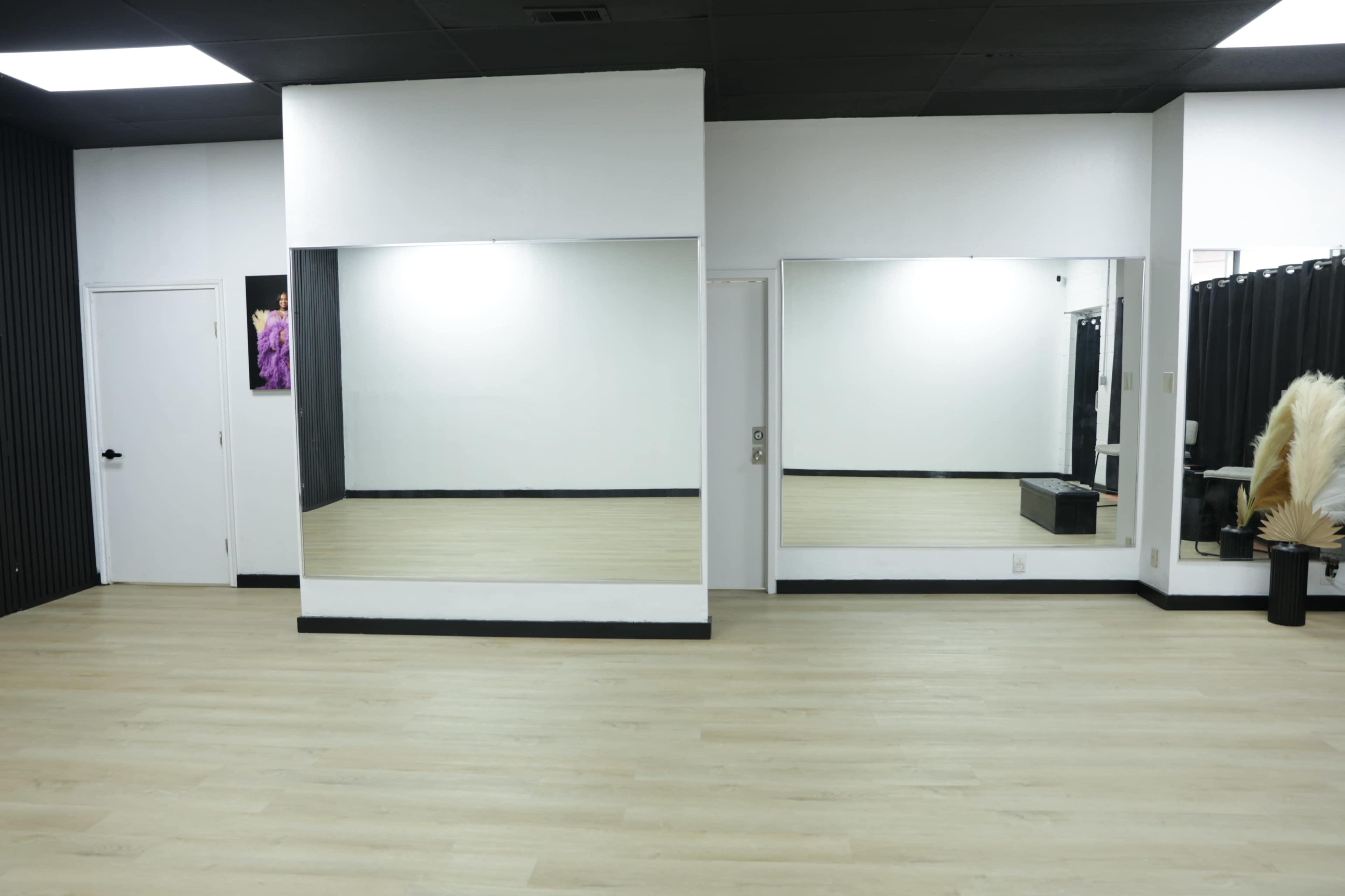 Modern Dance Studio Image in Oak Cliff, Dallas, TX
