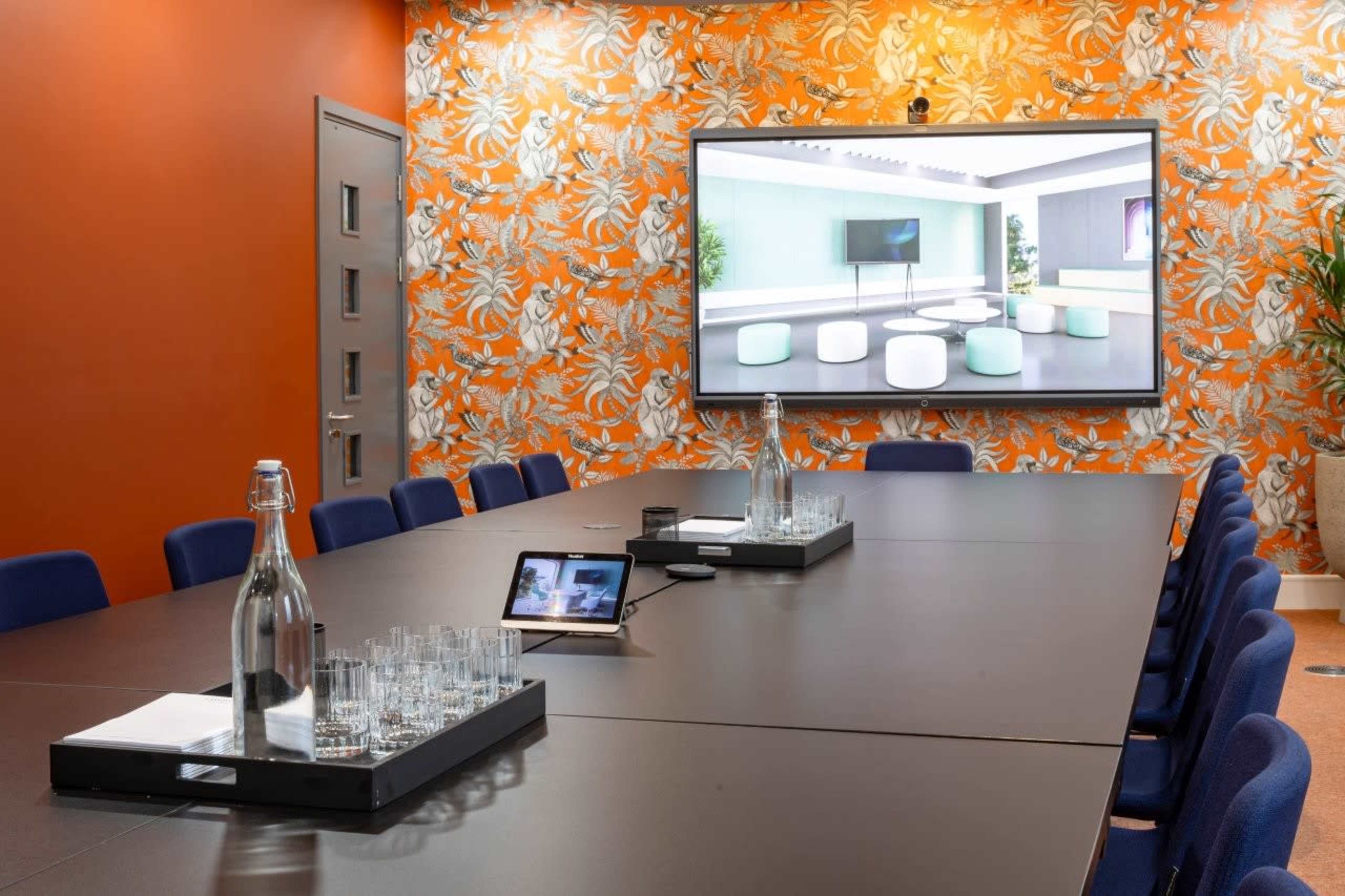 Meeting Room for 24 Attendees in Redcliffe - Brunel Image in Redcliffe, Bristol, ENG