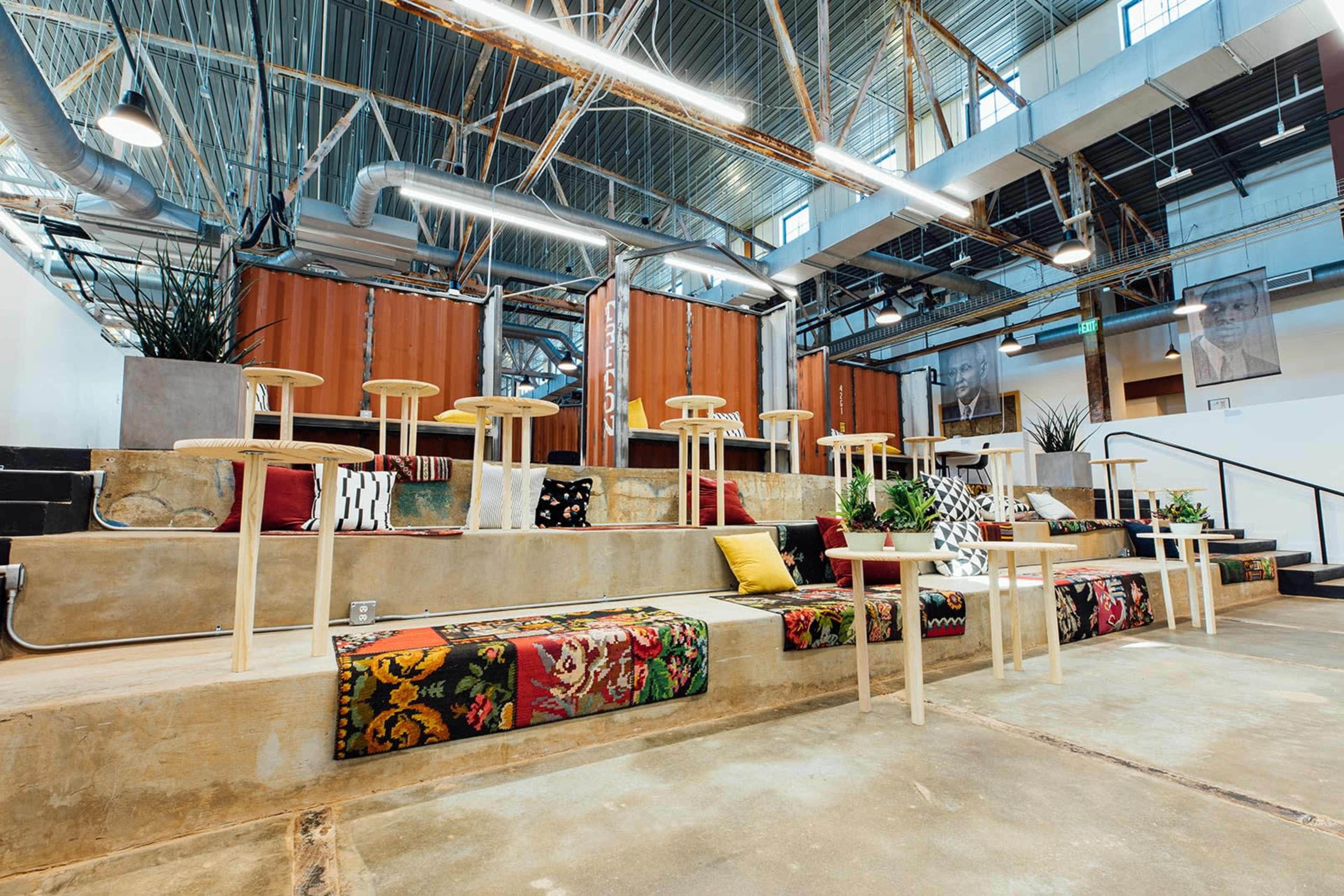 Photography space along the belt line in Atlanta with a vintage look. Image in Pittsburgh, Atlanta, GA
