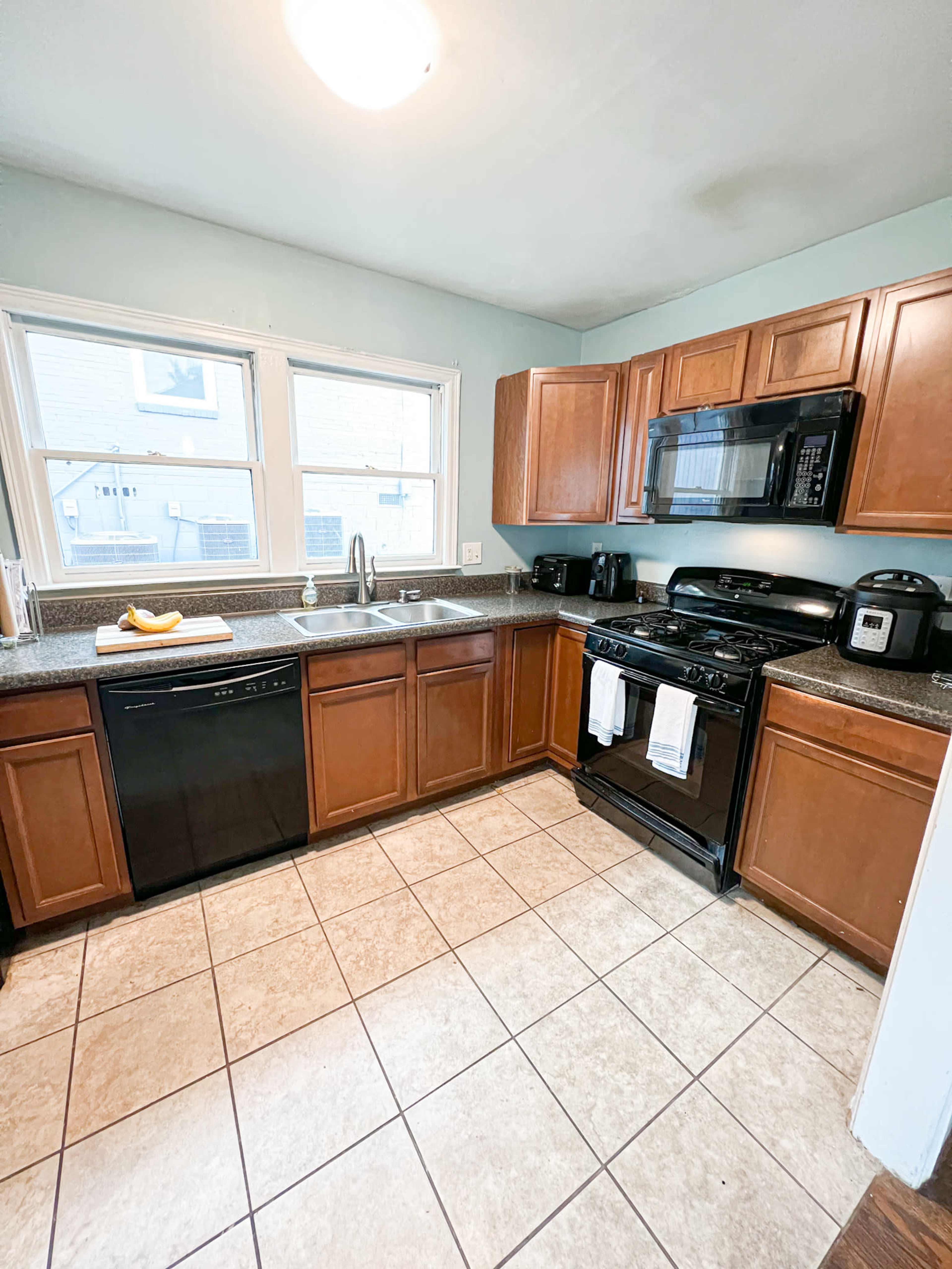 Space for Production Film & Photography Features  Bar Area Image in Hills Park, Atlanta, GA