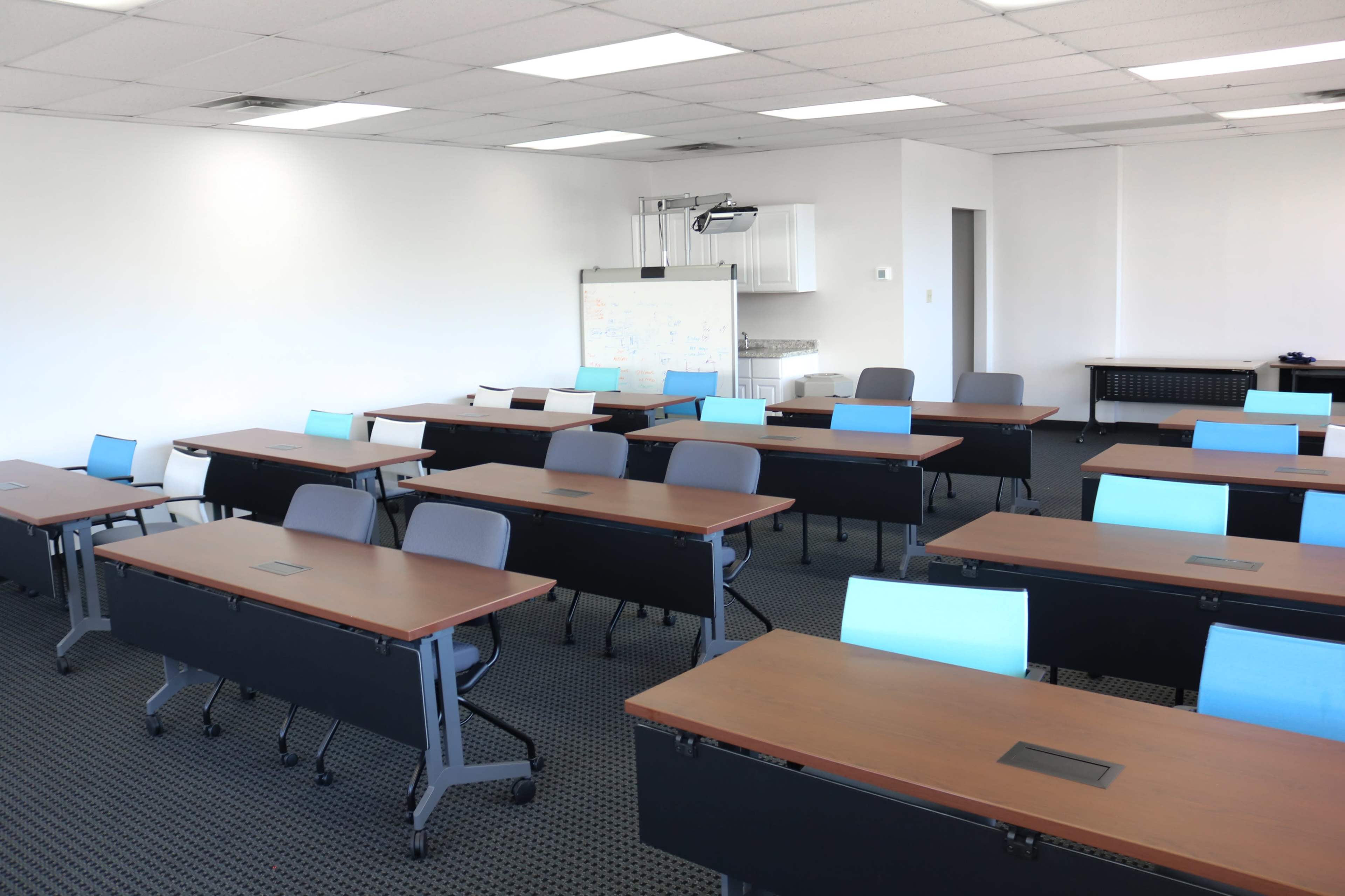 Training Classroom / Conference Room Image in Bedford, Bedford, TX