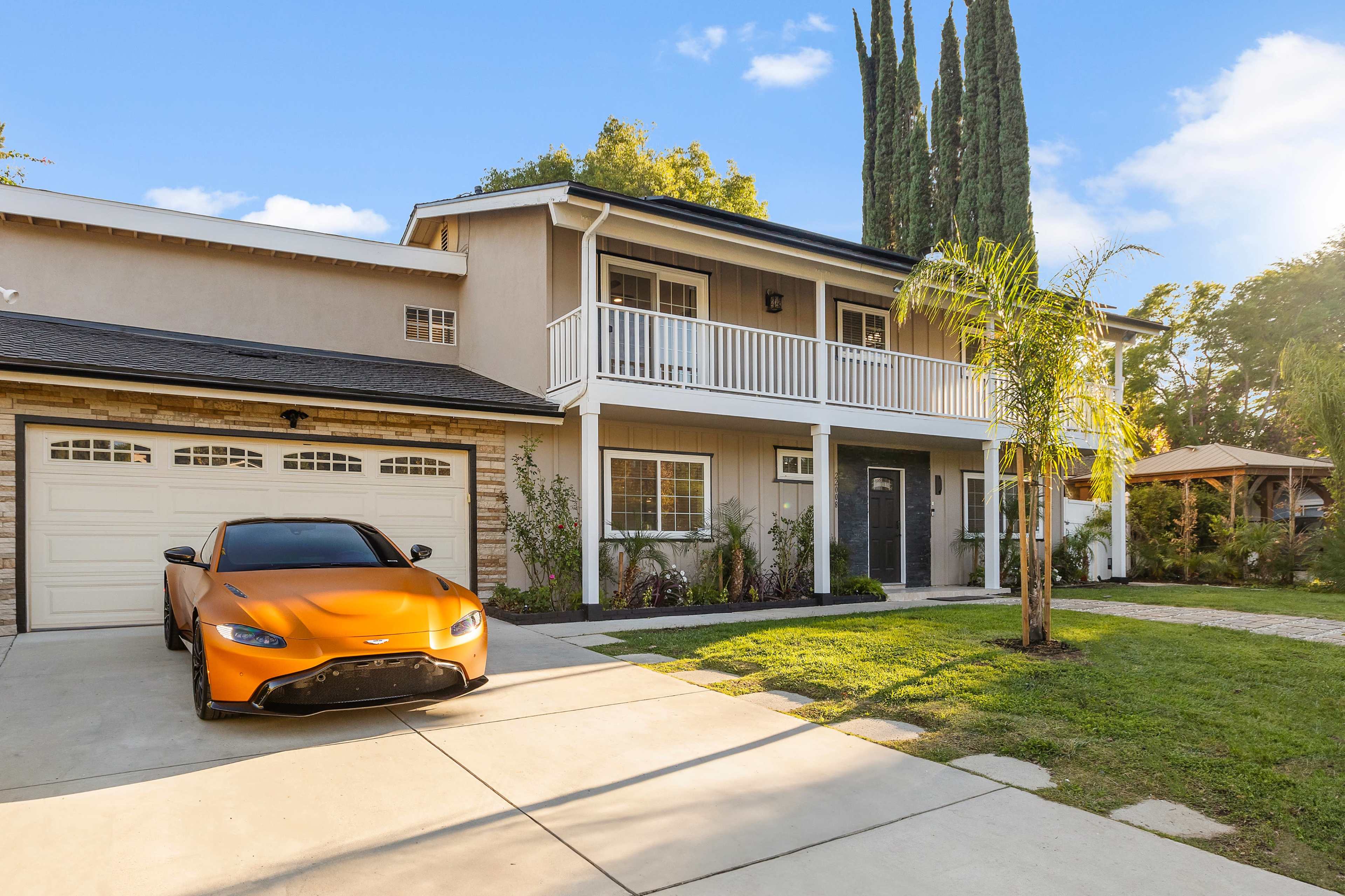 Villa Oasis: Spacious, Luxurious, Private Retreat. Image in West Hills, West hills, CA