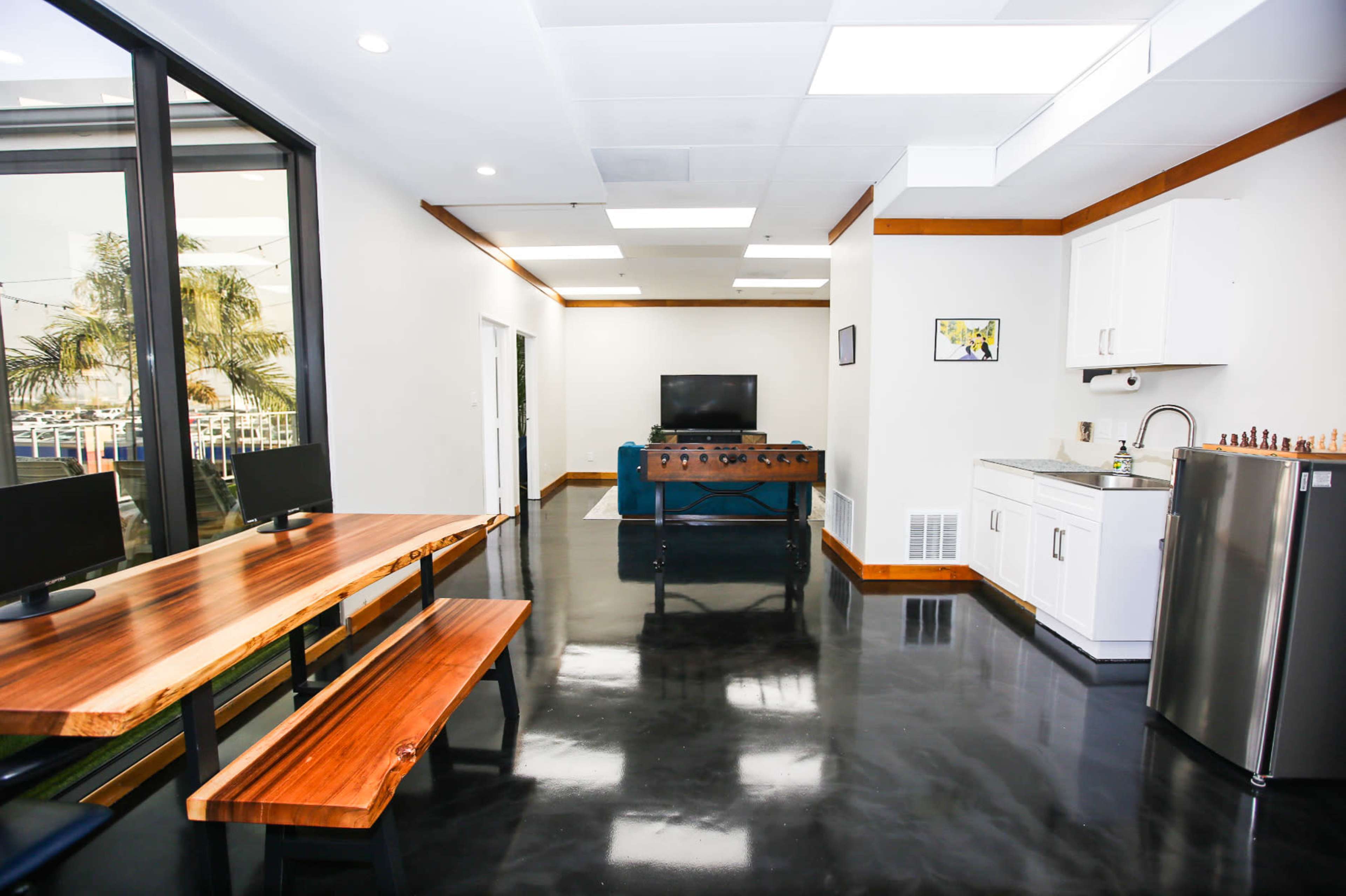 Penthouse-Style Downtown Office with Patio & Panoramic Views Image in Middletown, San Diego, CA