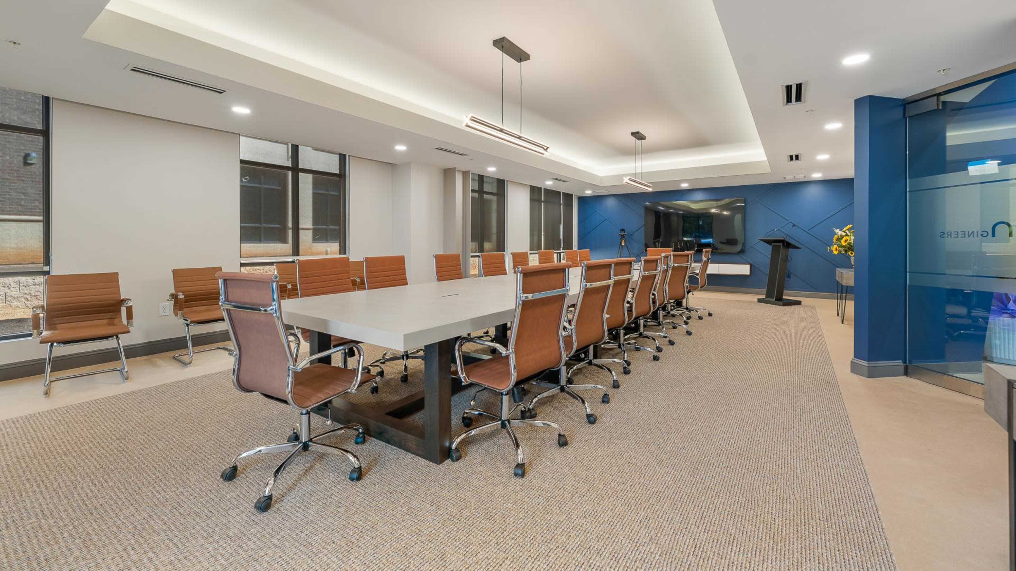 La Luce Boardroom Image in , Suwanee, GA