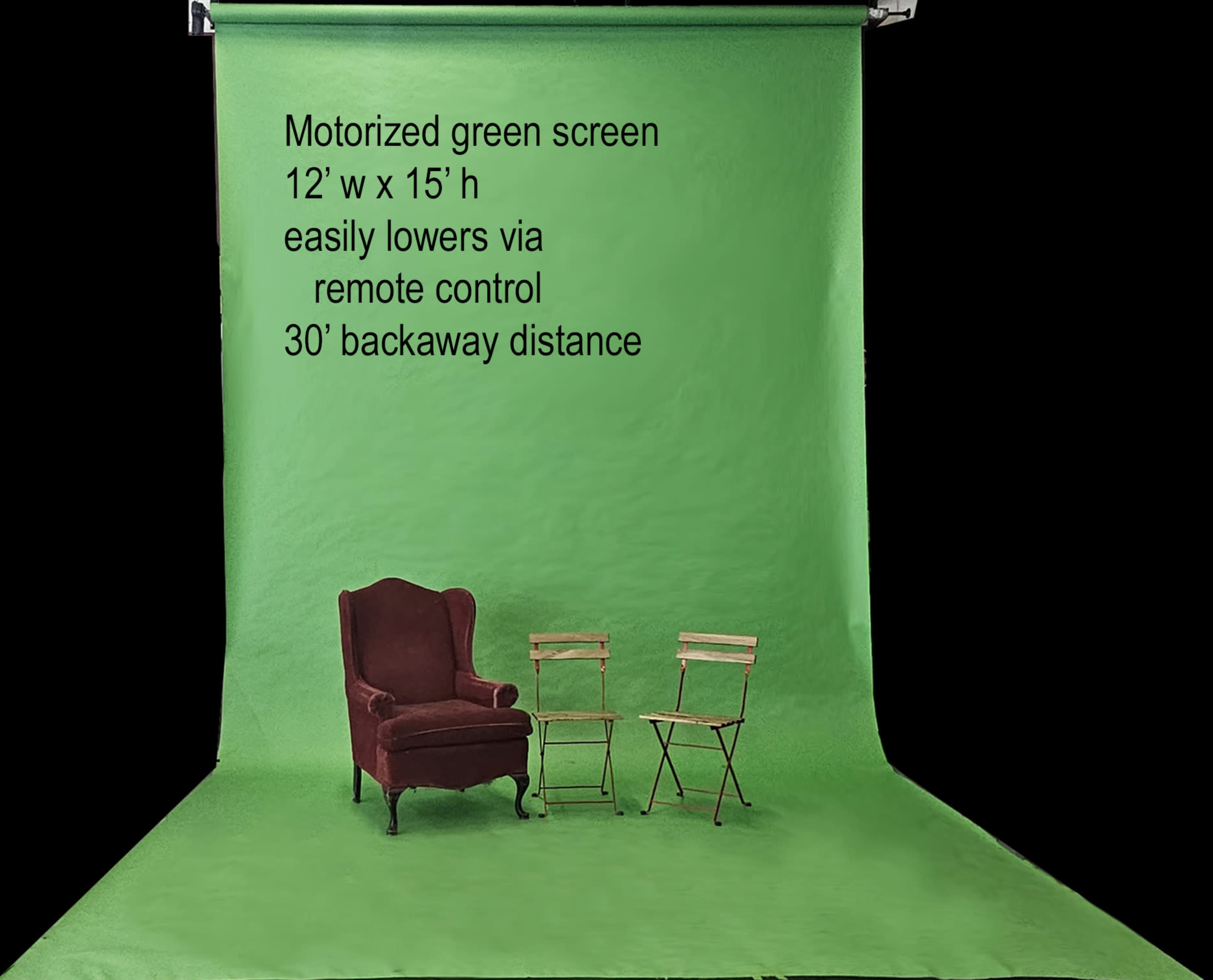Full size White Cyc, Black Void, Green Screen fashion/product/photo, music video, production studio Image in Lincoln Heights, Los Angeles, CA