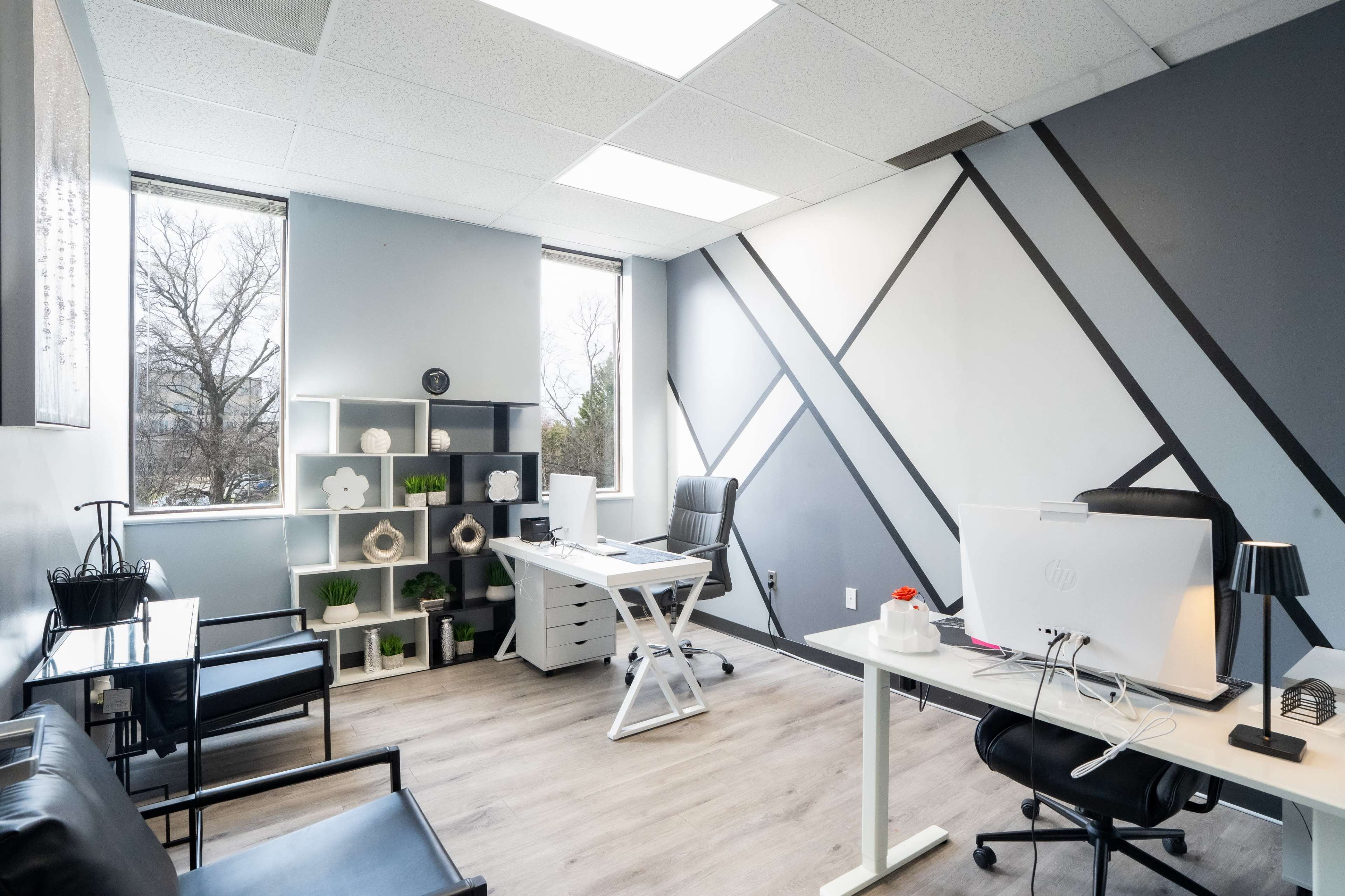 Laurel (8101) Flex Admin Suite | Chic, Modern Office with Natural Light Image in Laurel, Laurel, MD