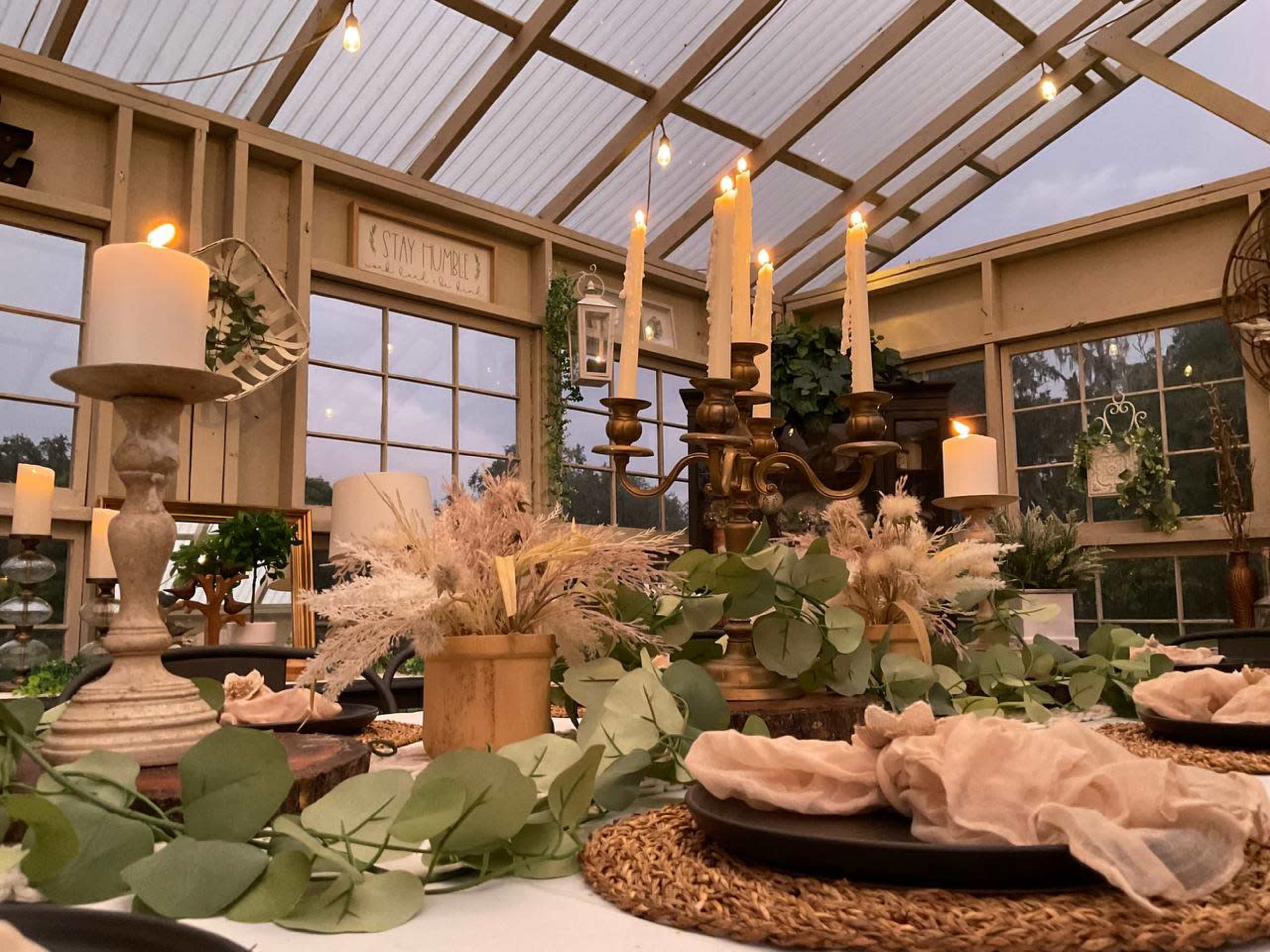 Greenhouse Image in , Plant City, FL