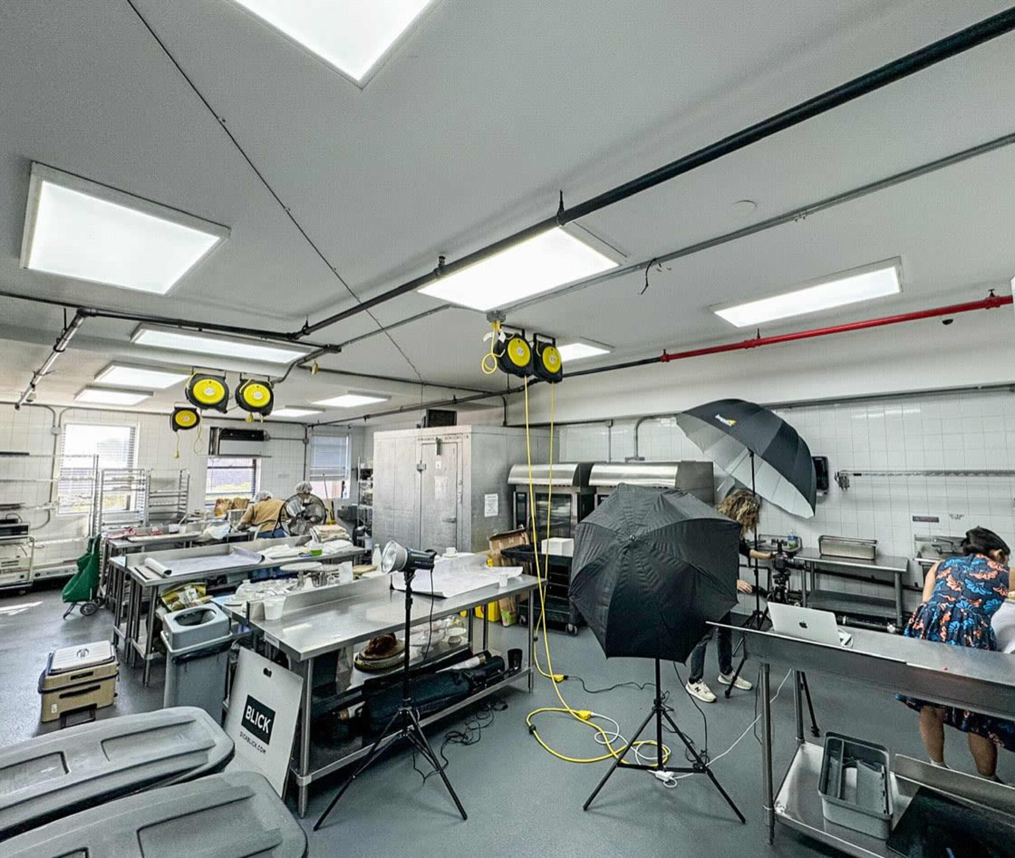Urban Chic Spacious Industrial Commercial Kitchen Space Image in Mott Haven, New York, NY