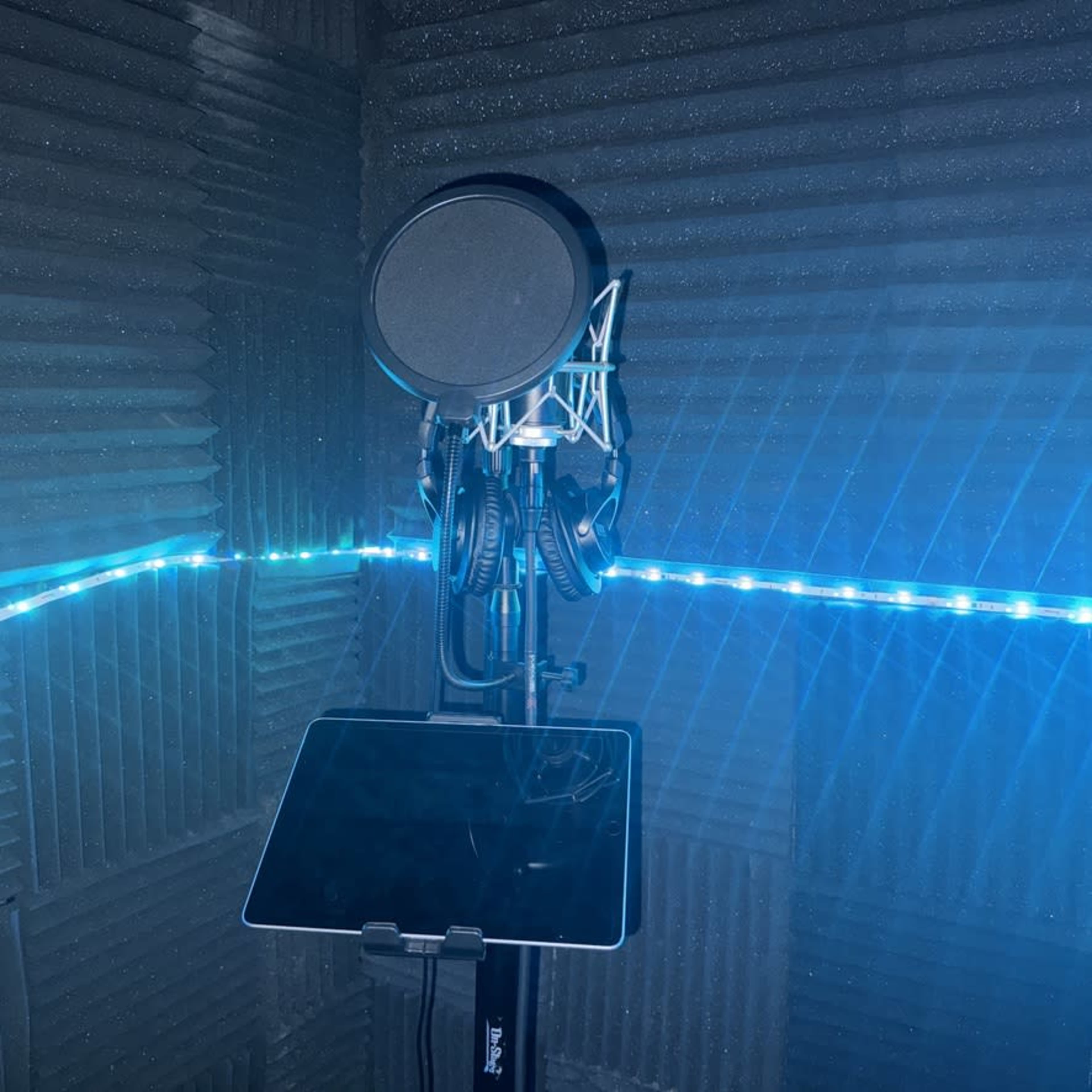 Vibrant Visionary Space: LED Studio Experience | Book 3+ hrs get 2 free. Image in North Hollywood, North Hollywood, CA